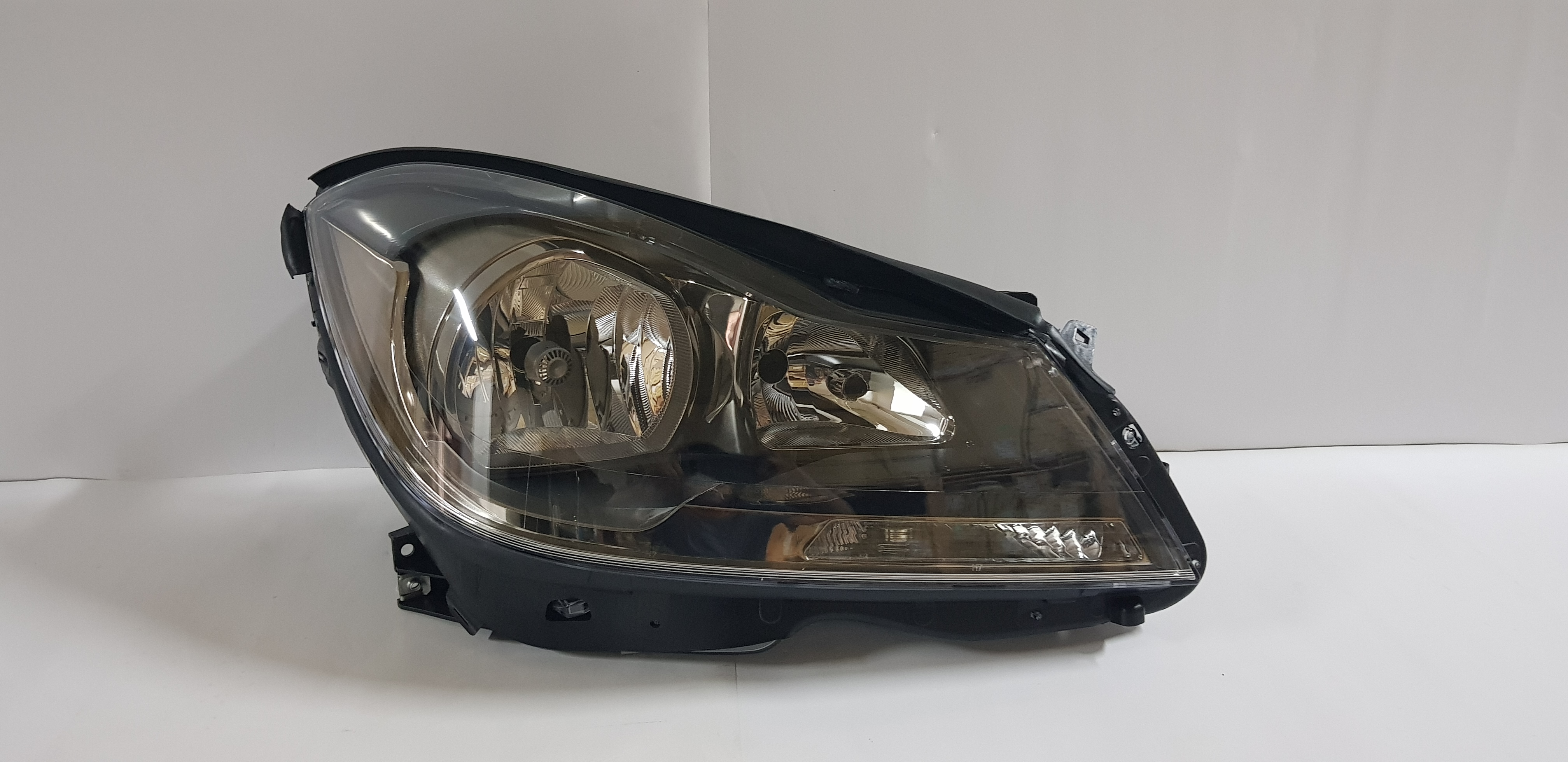  C-Class W204 2011-2014 Sedan Head light lamp (Dark Gray) Right side     