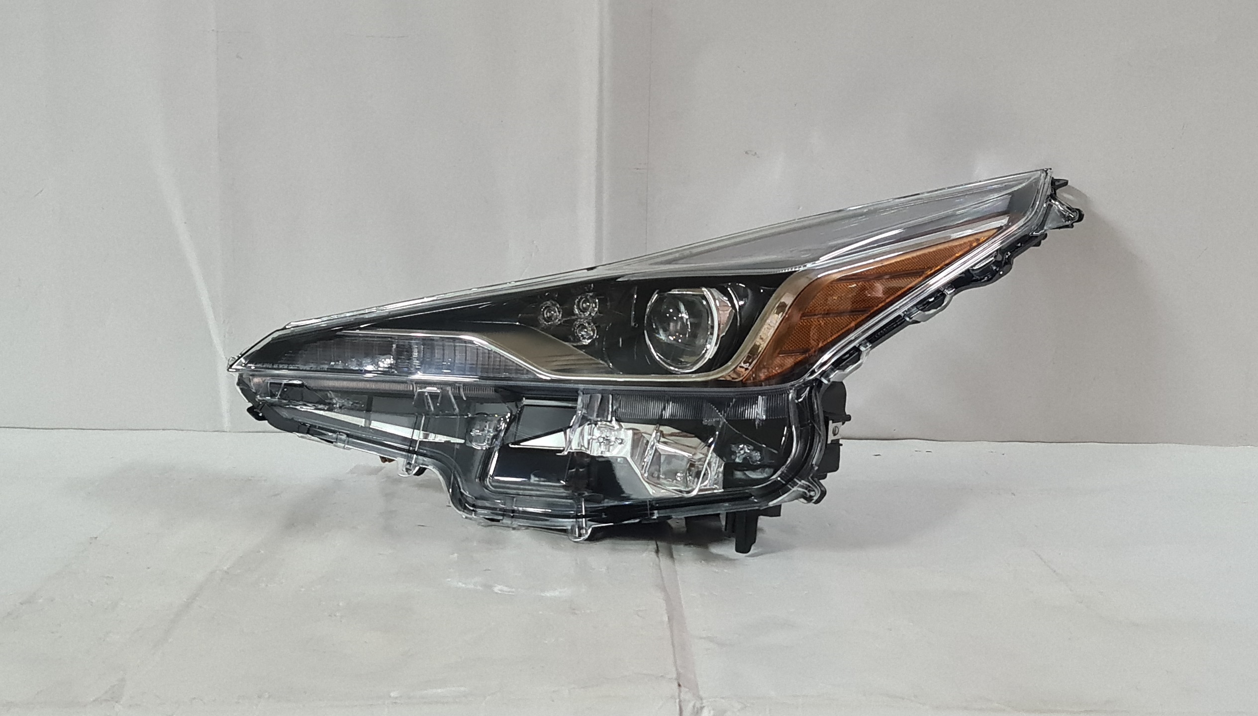  Prius 2020 ON Left side Head light lamp
