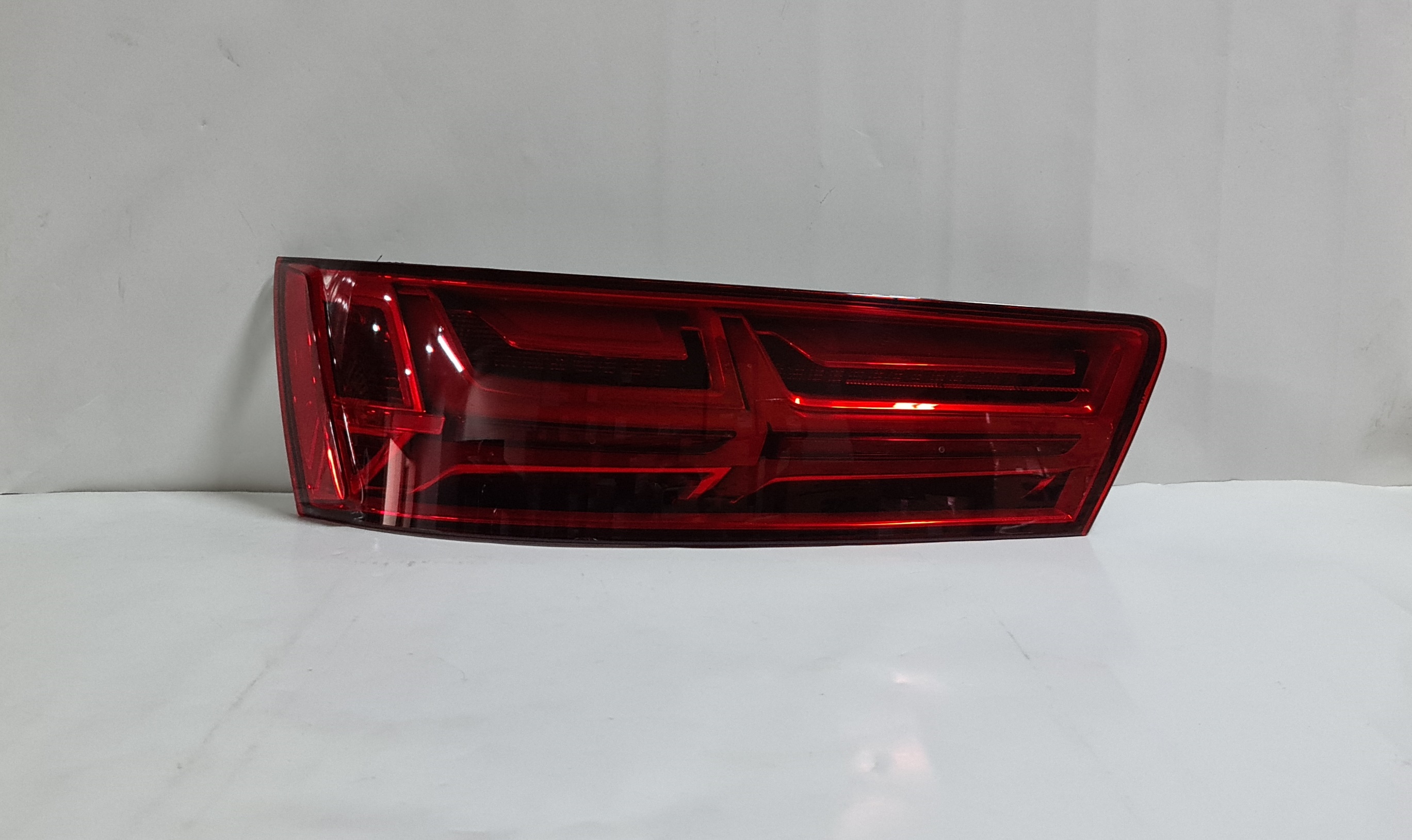  Q7 2017 ON SUV Left side Tail light lamp (LED)