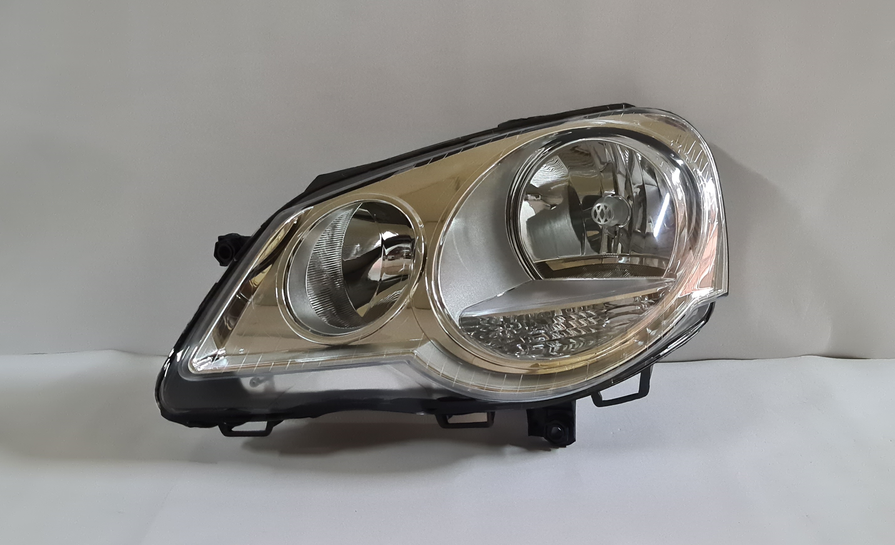  Polo 9N 2005-2009 HatchBack left side Head light/Head lamp 