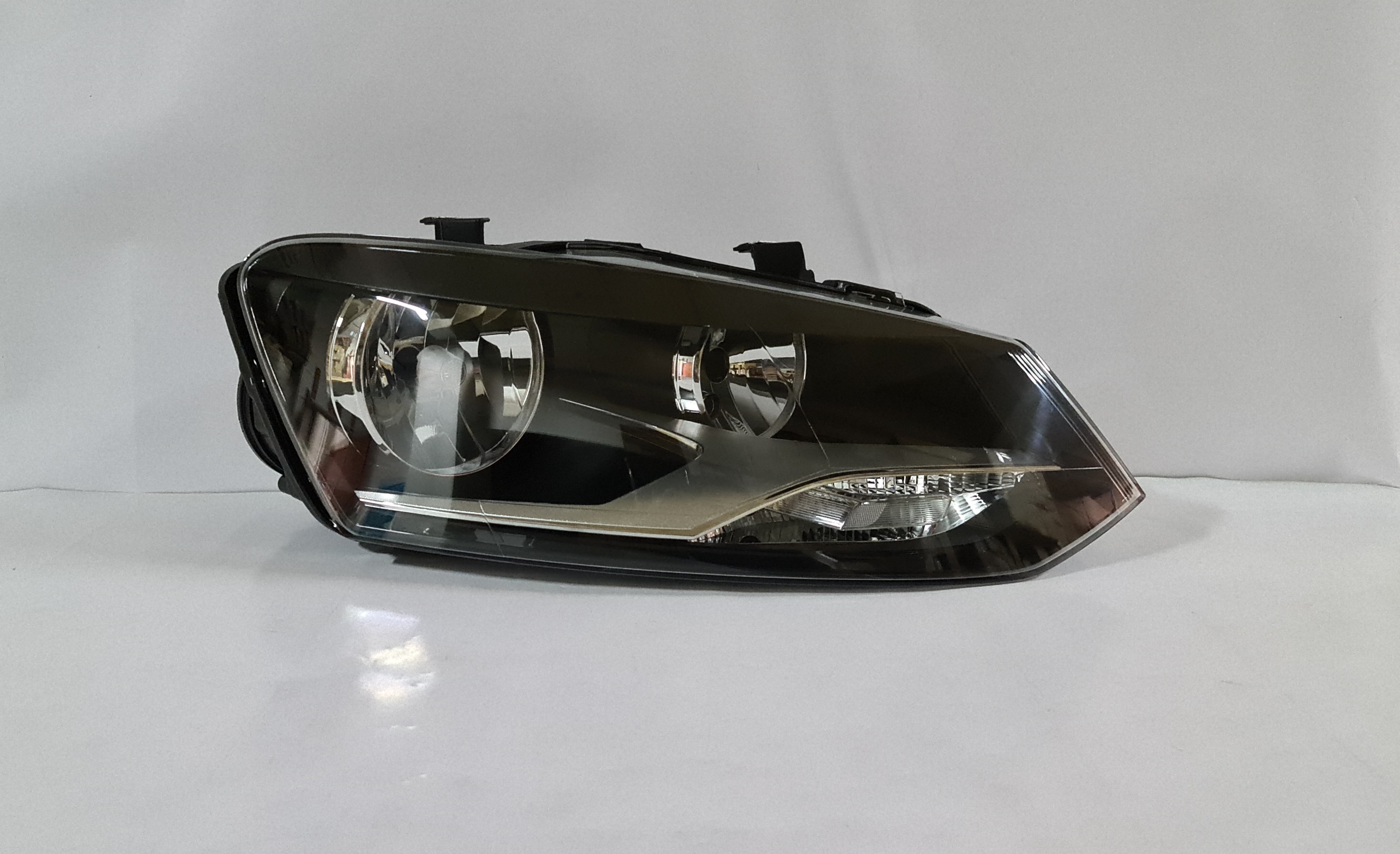  Polo 6R 2009-2013 Head light/Head lamp Right side  