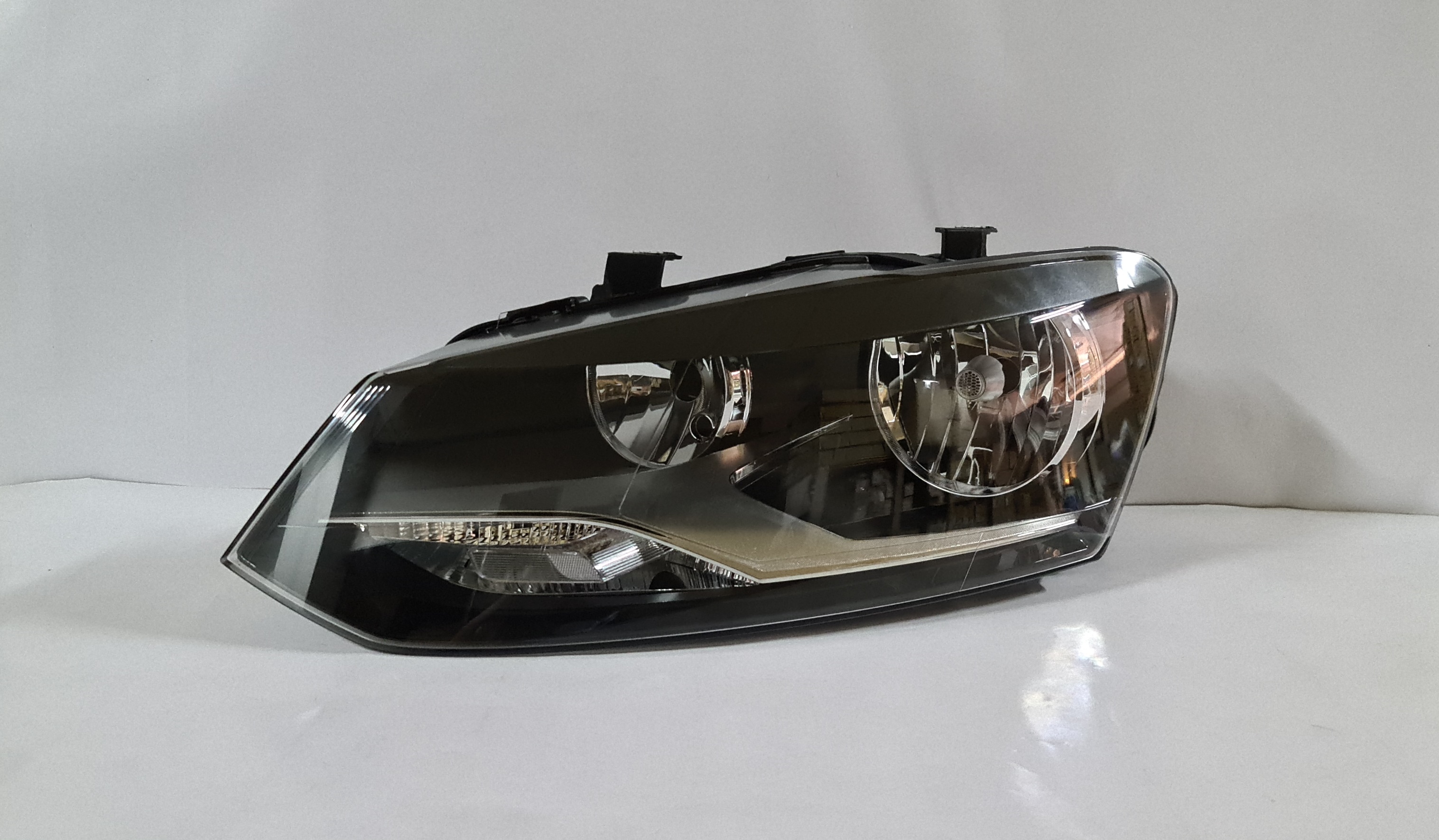  Polo 6R 2009-2013 Head light/Head lamp left side   