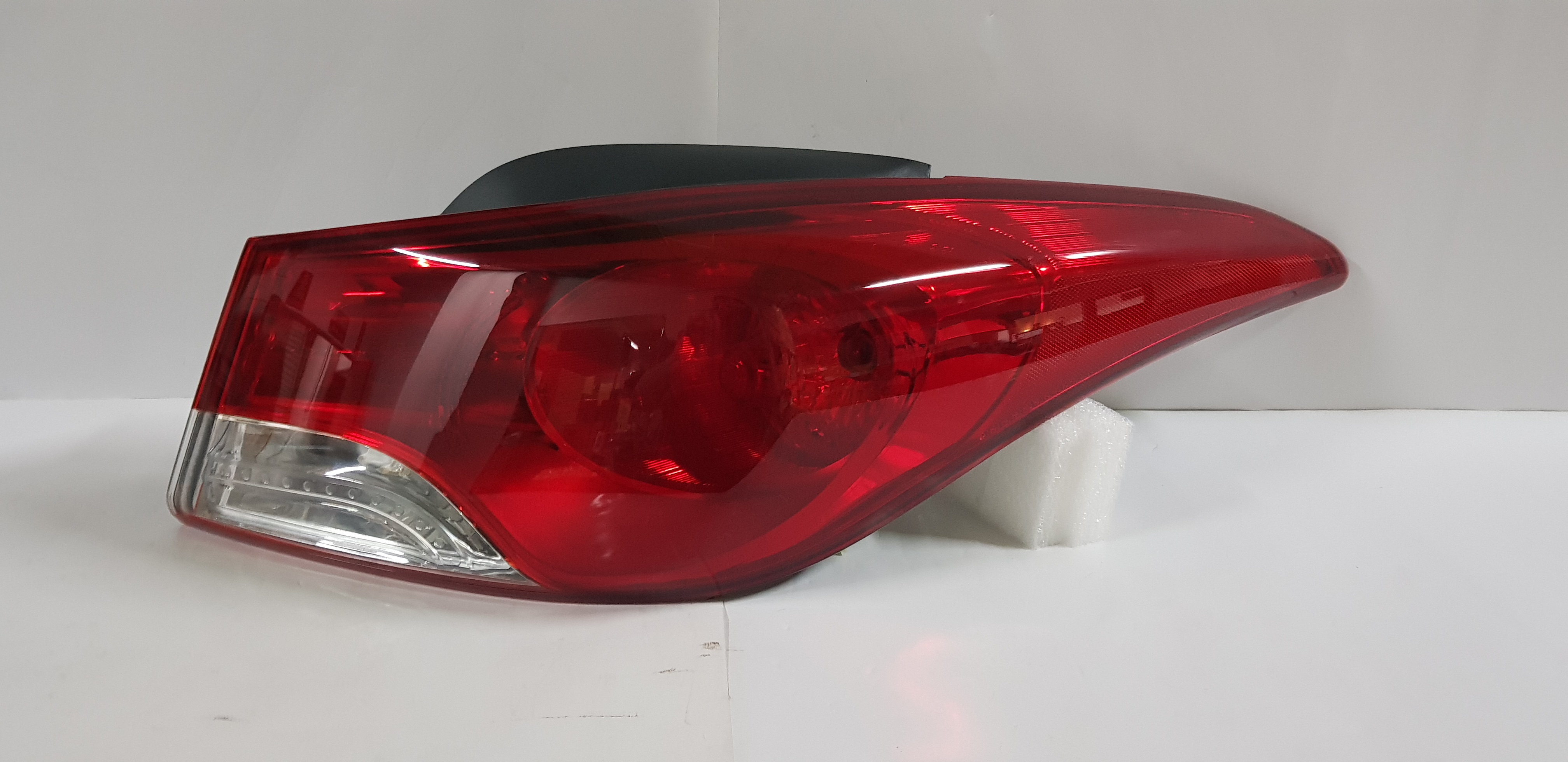  Elantra i35 2011-2013 Sedan Tail light lamp Right side       