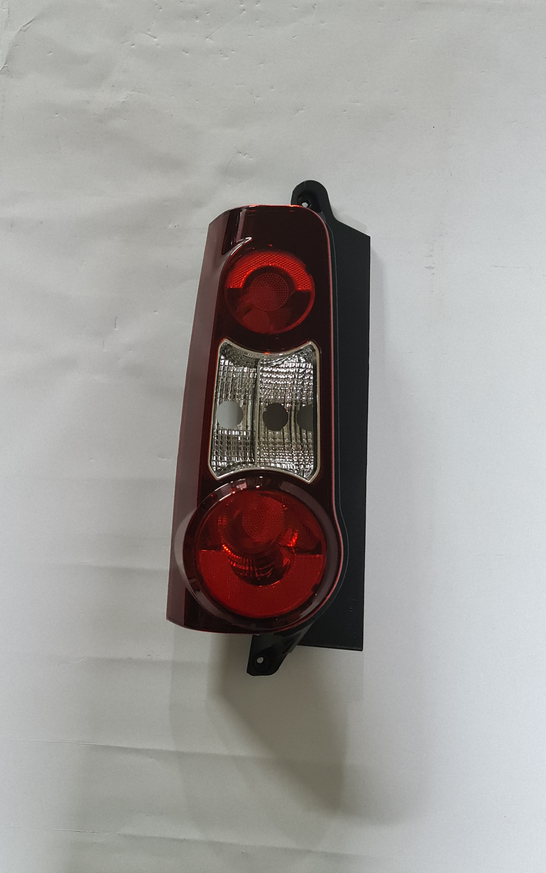  Berlingo 2012-2014 Van Two Gate Left side Tail light/Tail lamp 