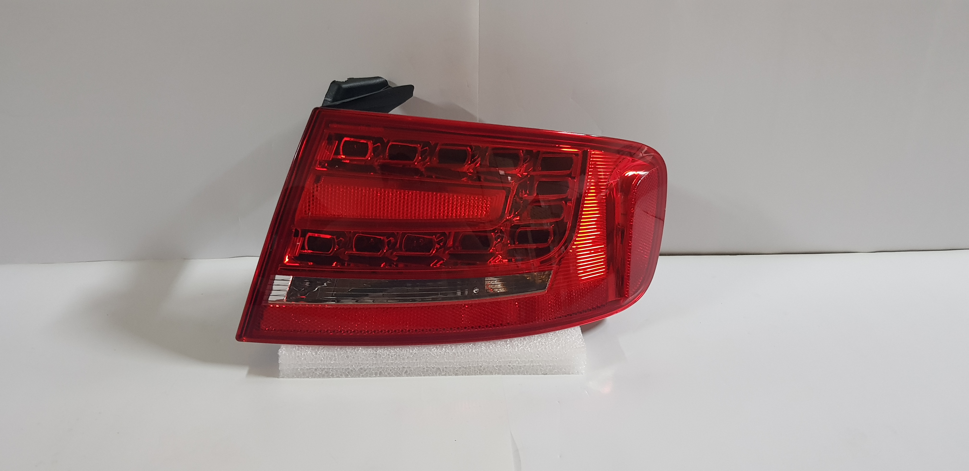  A4 B8 2008-2012 Sedan Tail light lamp (LED) Right side     