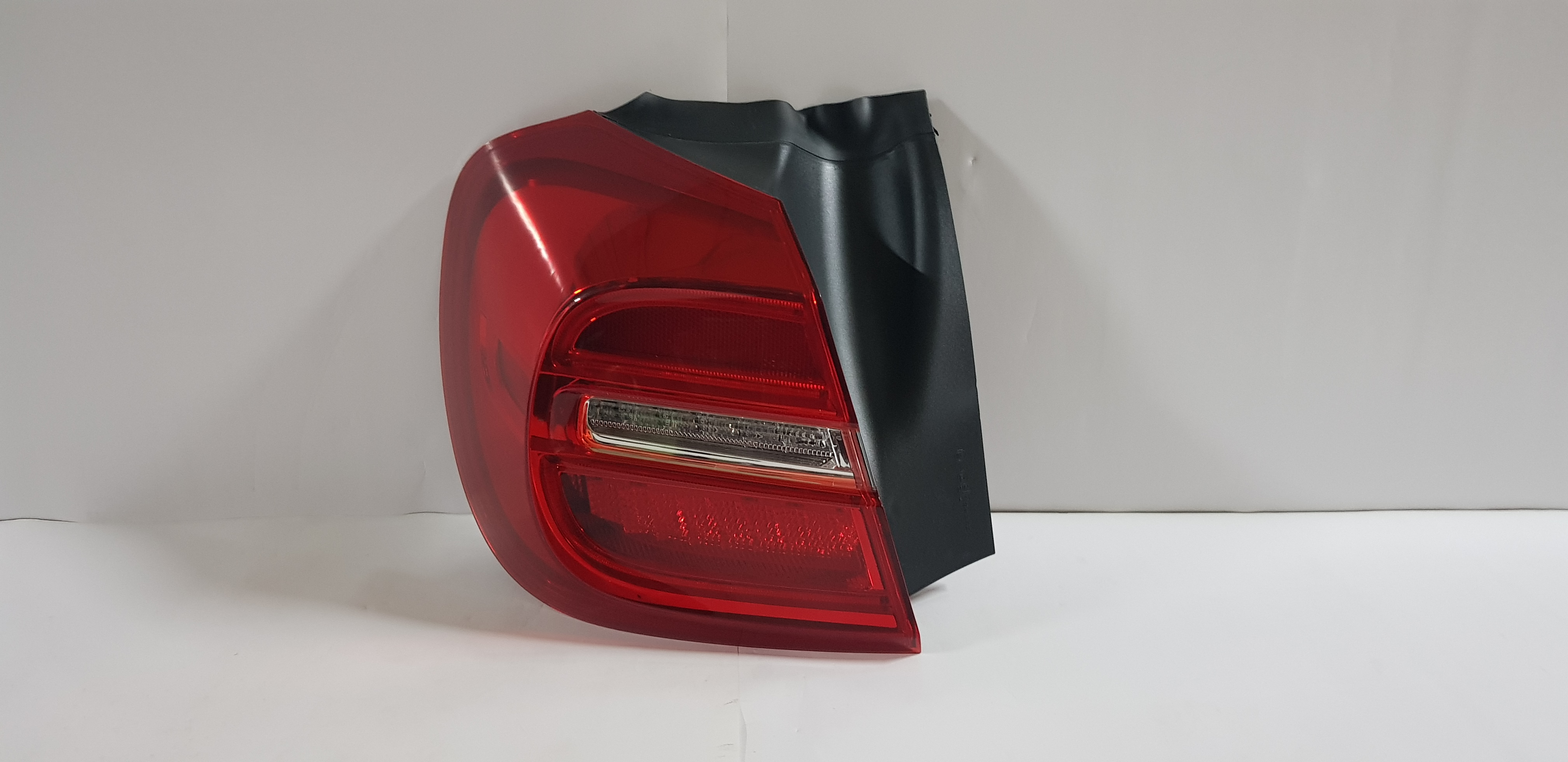  GLA180 2013-2016 Tail light lamp (LED) Left side      