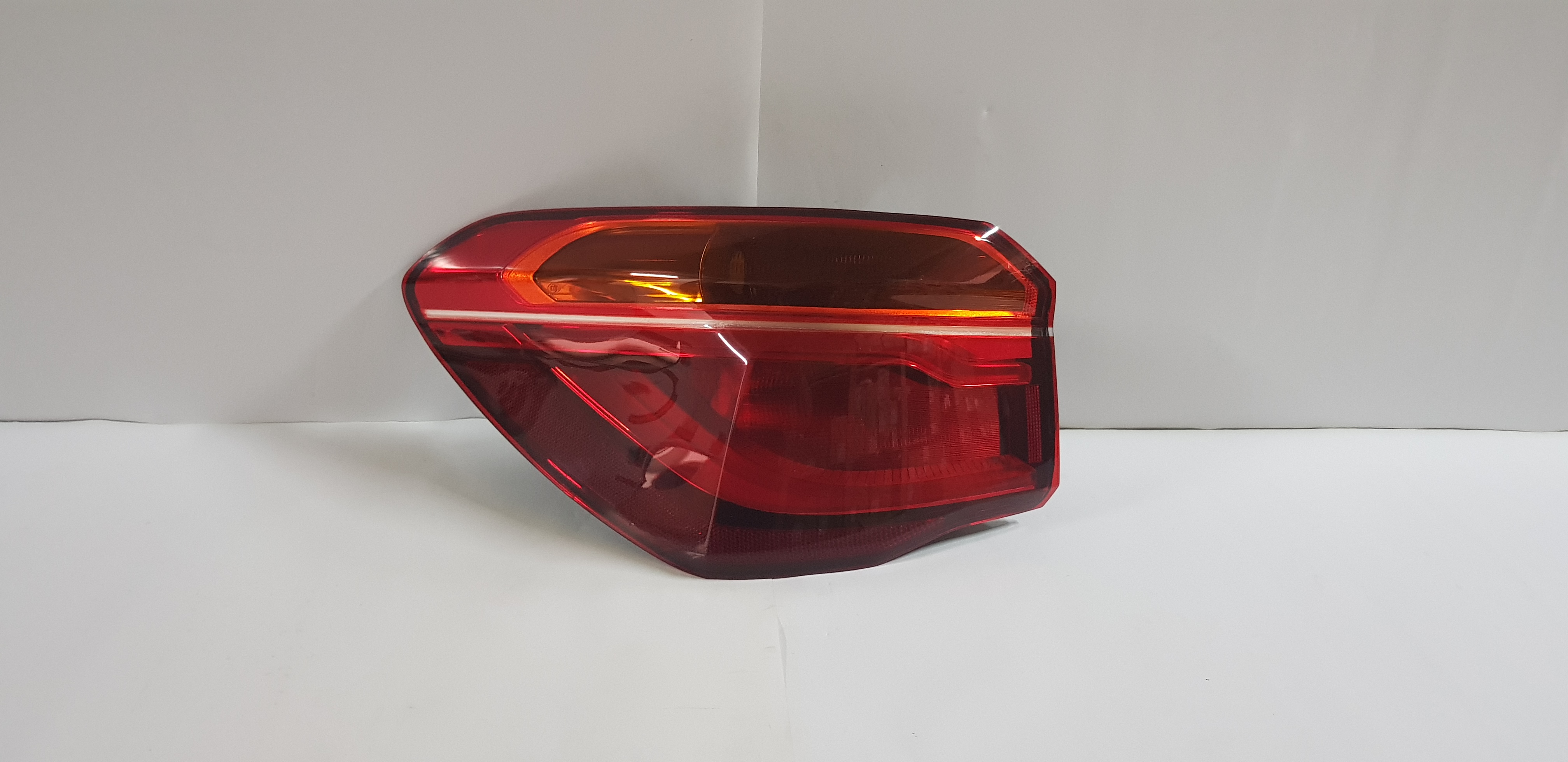  X1 F48 2016 On SUV Tail light lamp ( LED ) Left side      
