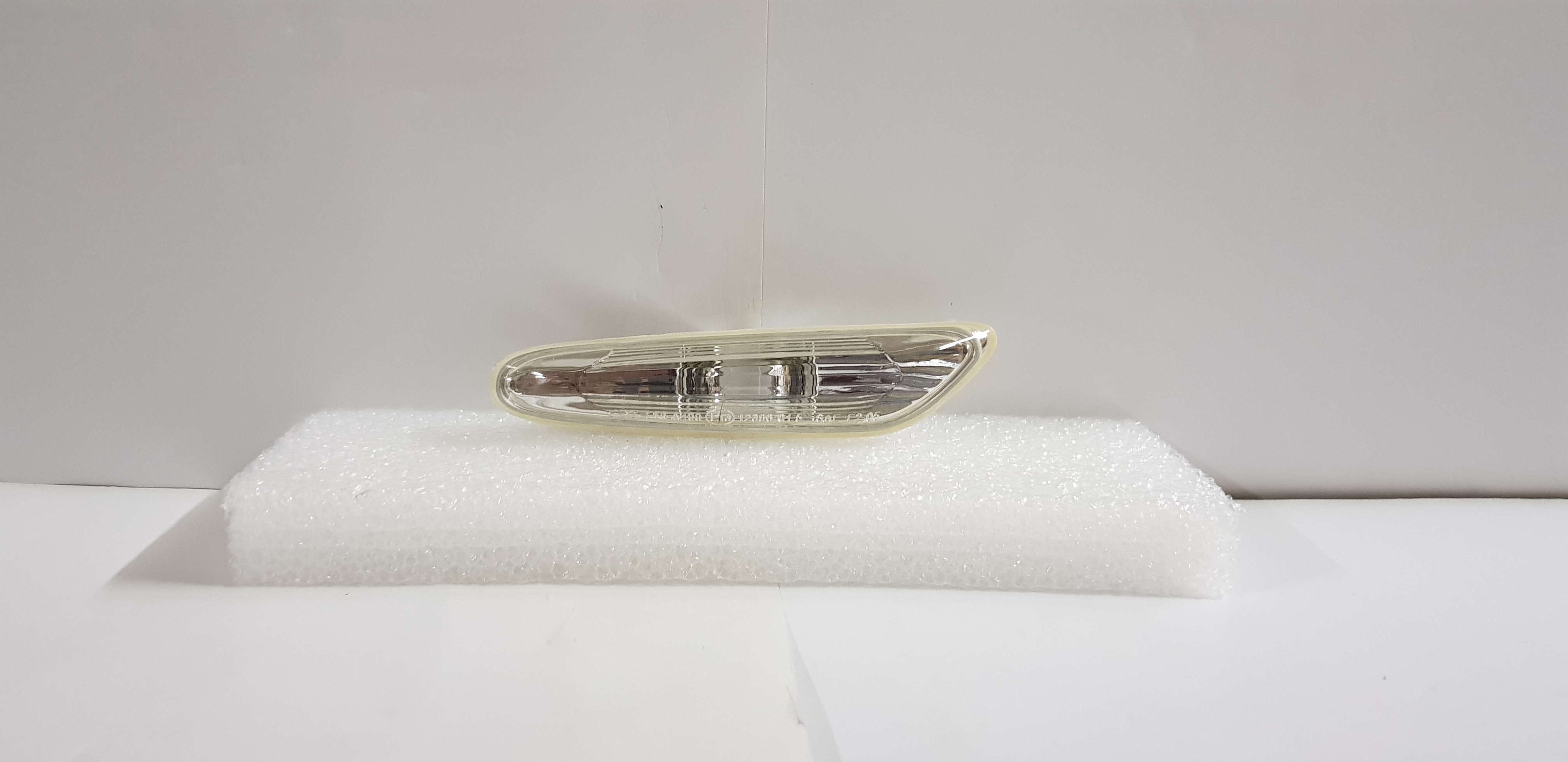  1/3 Series E81, E90 2004-2011 Right side light lamp 