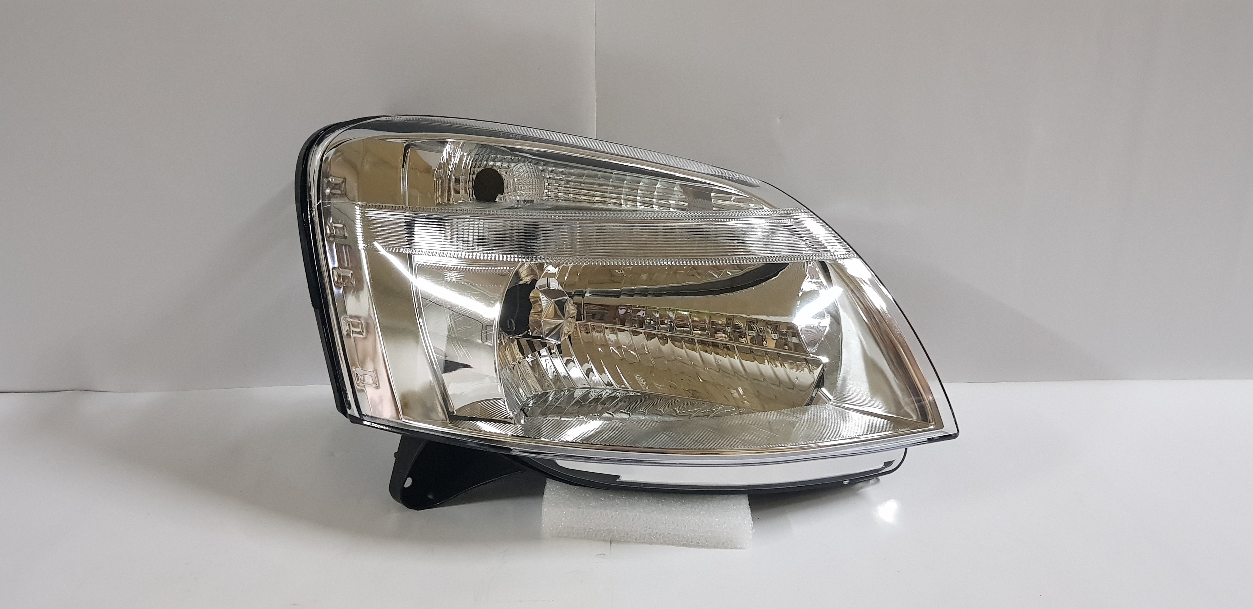  Berlingo 2002-2008 Van Right side Head light lamp 