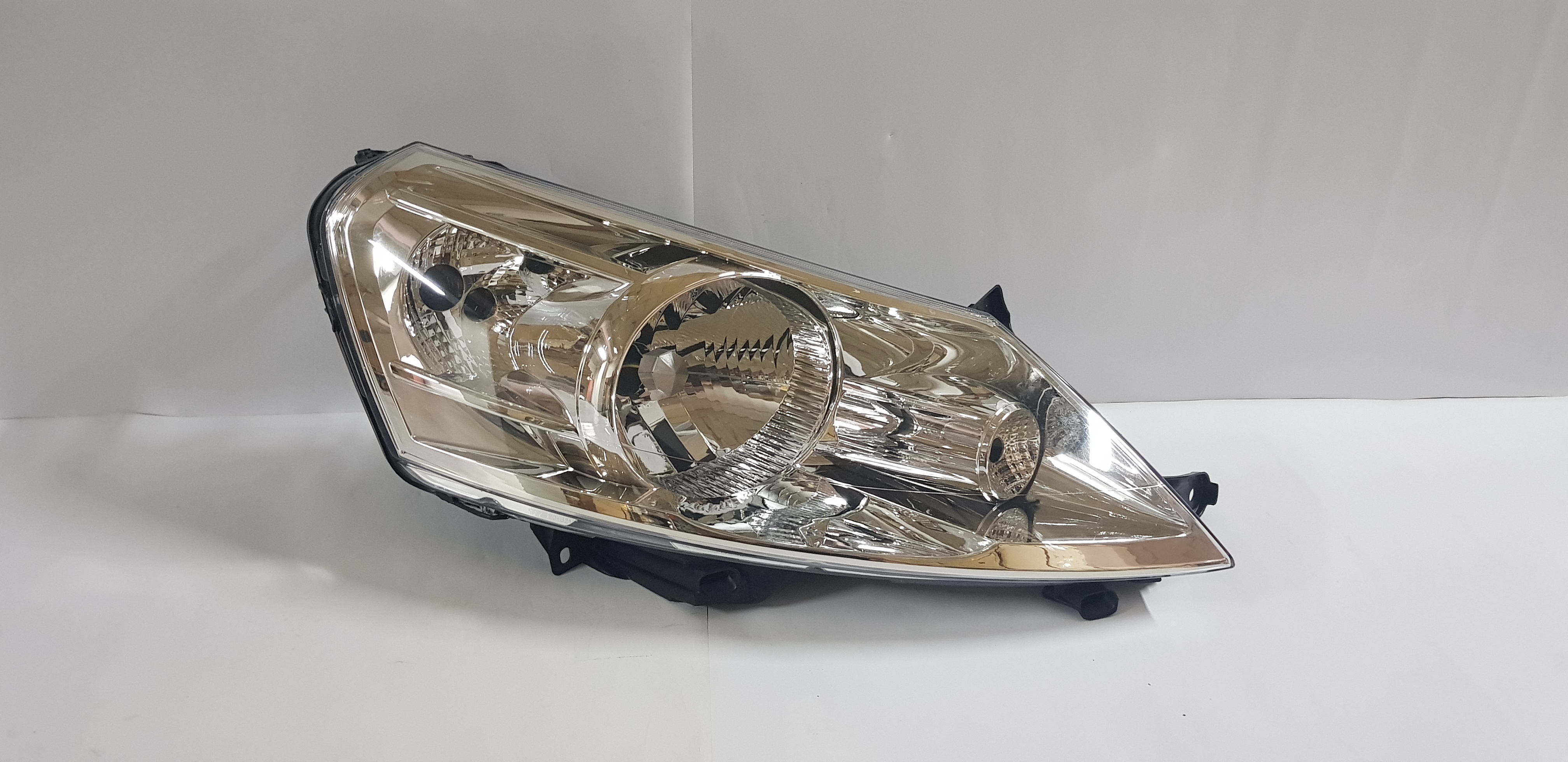  Jumpy 2007-2016 Van Right side Head light/Head lamp 