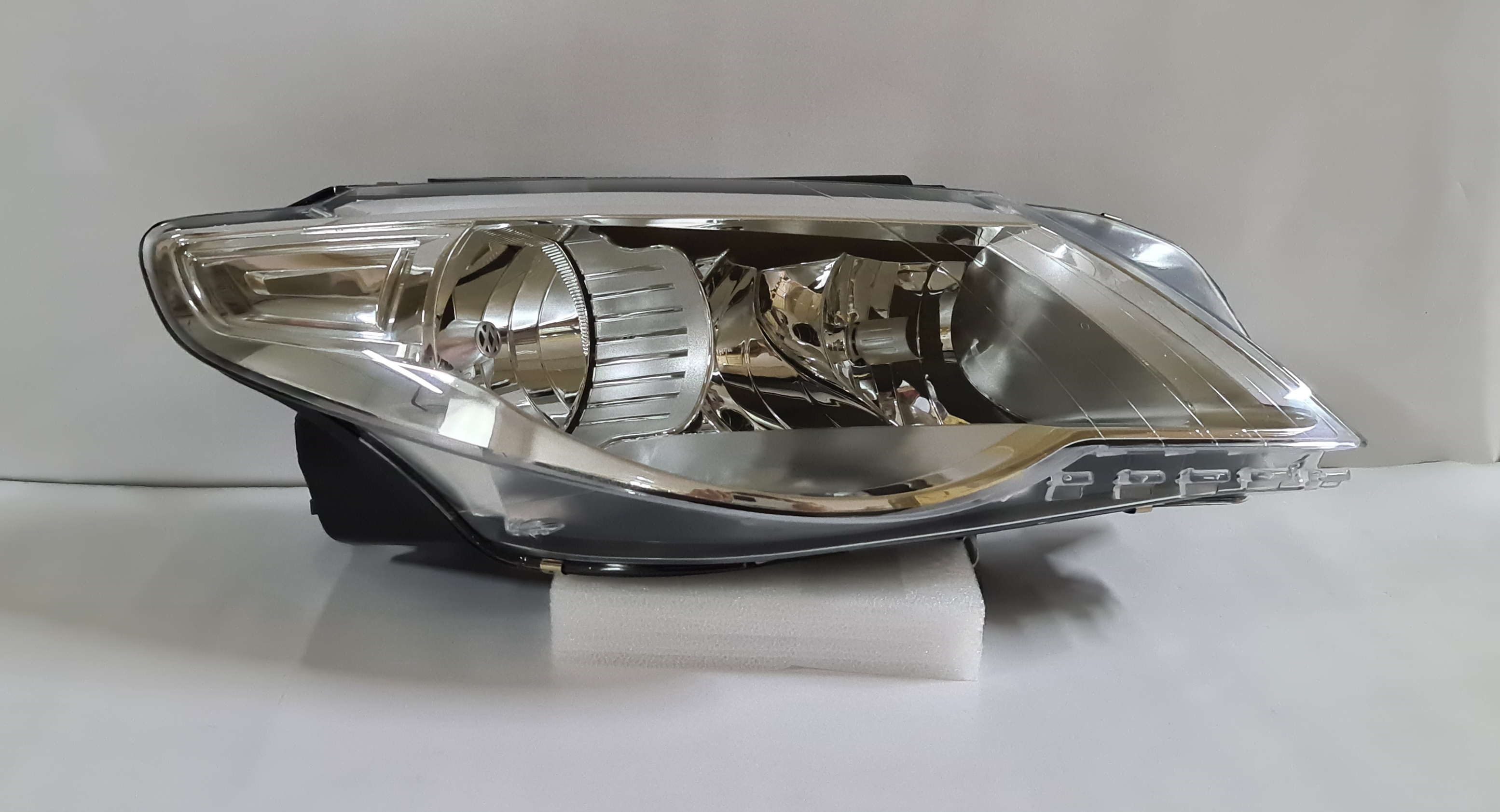  Passat CC 2008-2010 Sedan Right side Head light/Head lamp 