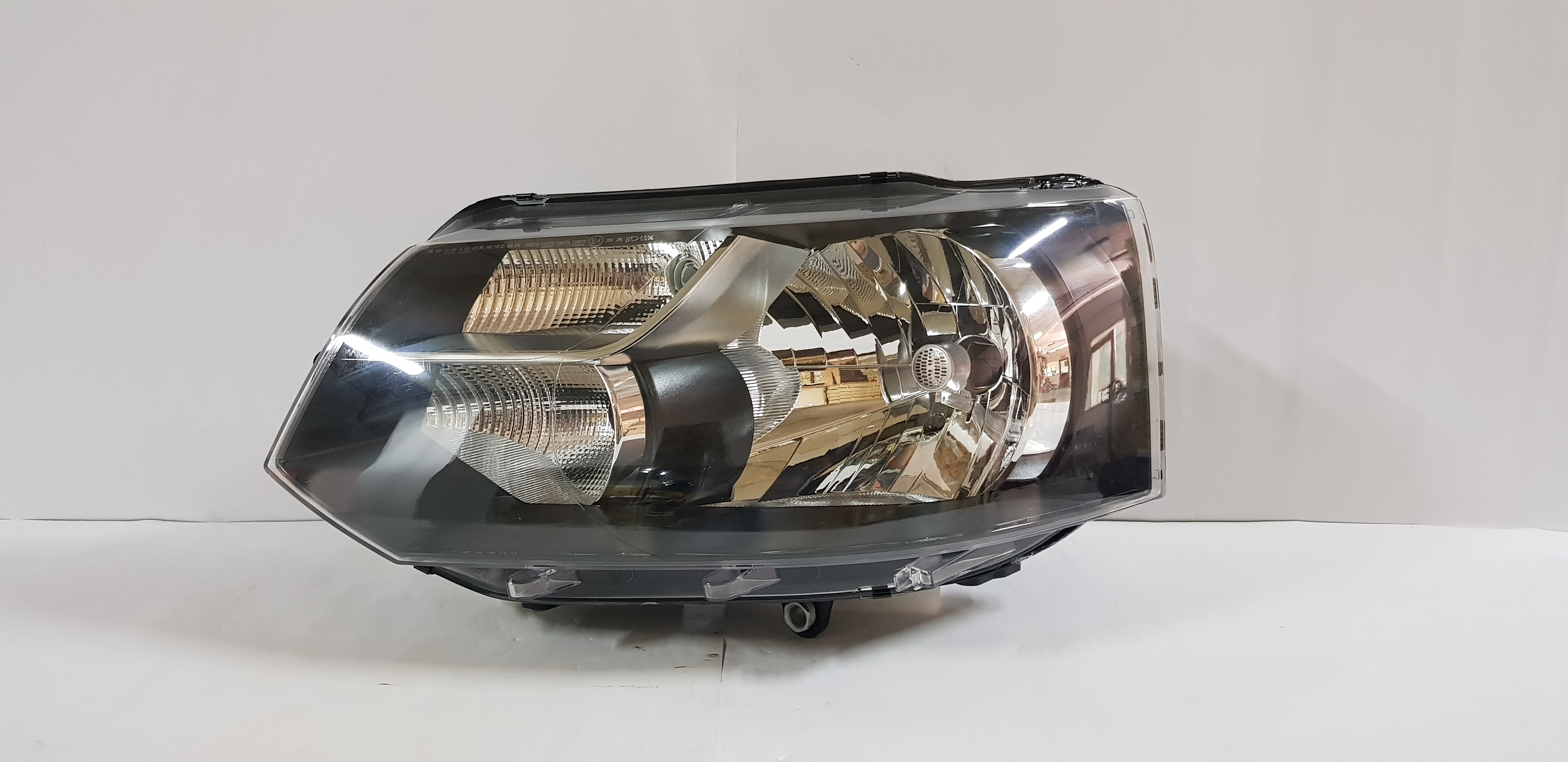  Transporter T5 Van 2009-2014  left side Head light/Head lamp
