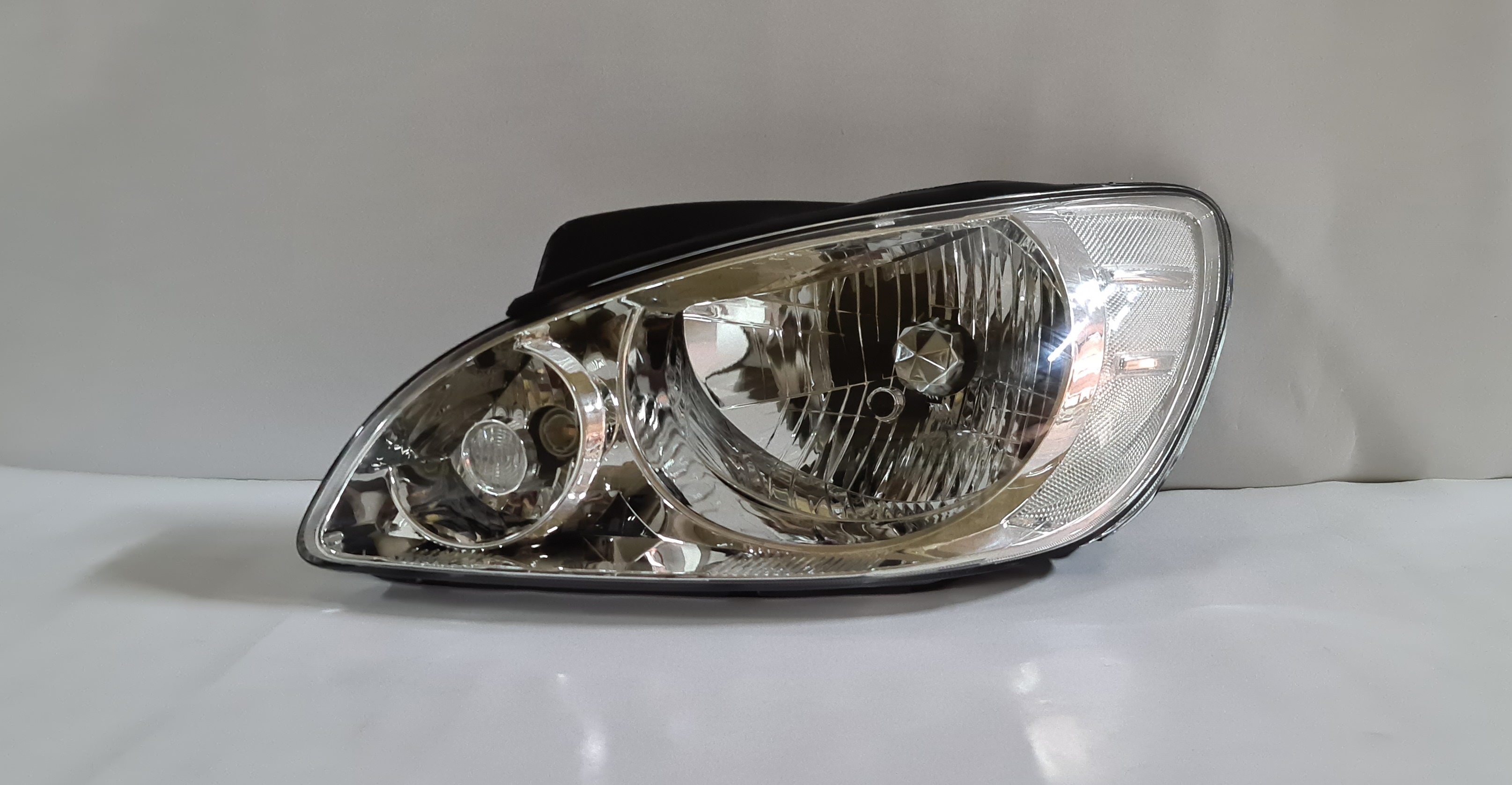  Getz 2007 On HatchBack Left side Head light lamp