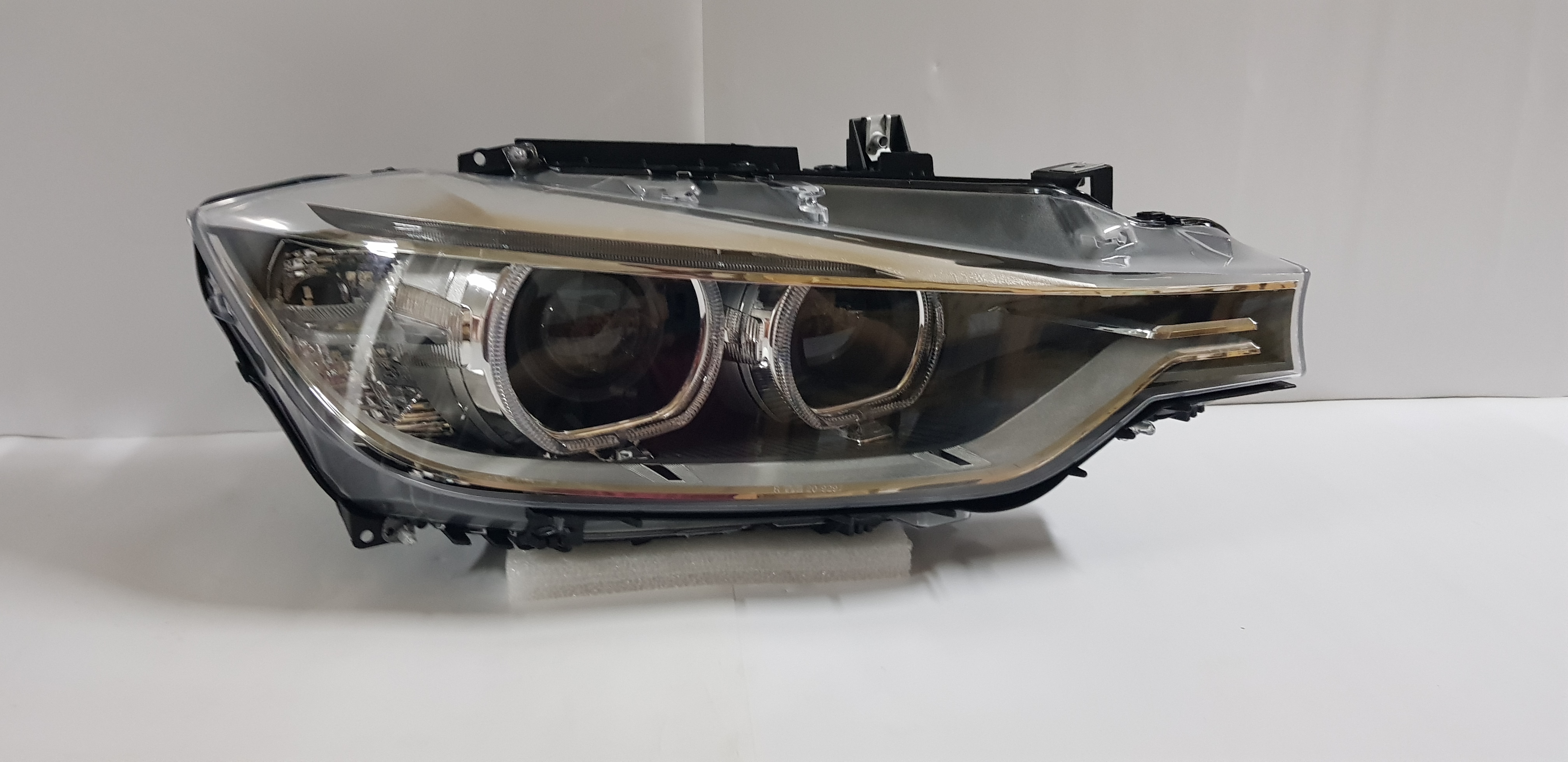  3 Series F30 2011-2015 Sedan Right side Head light lamp (Xenon )