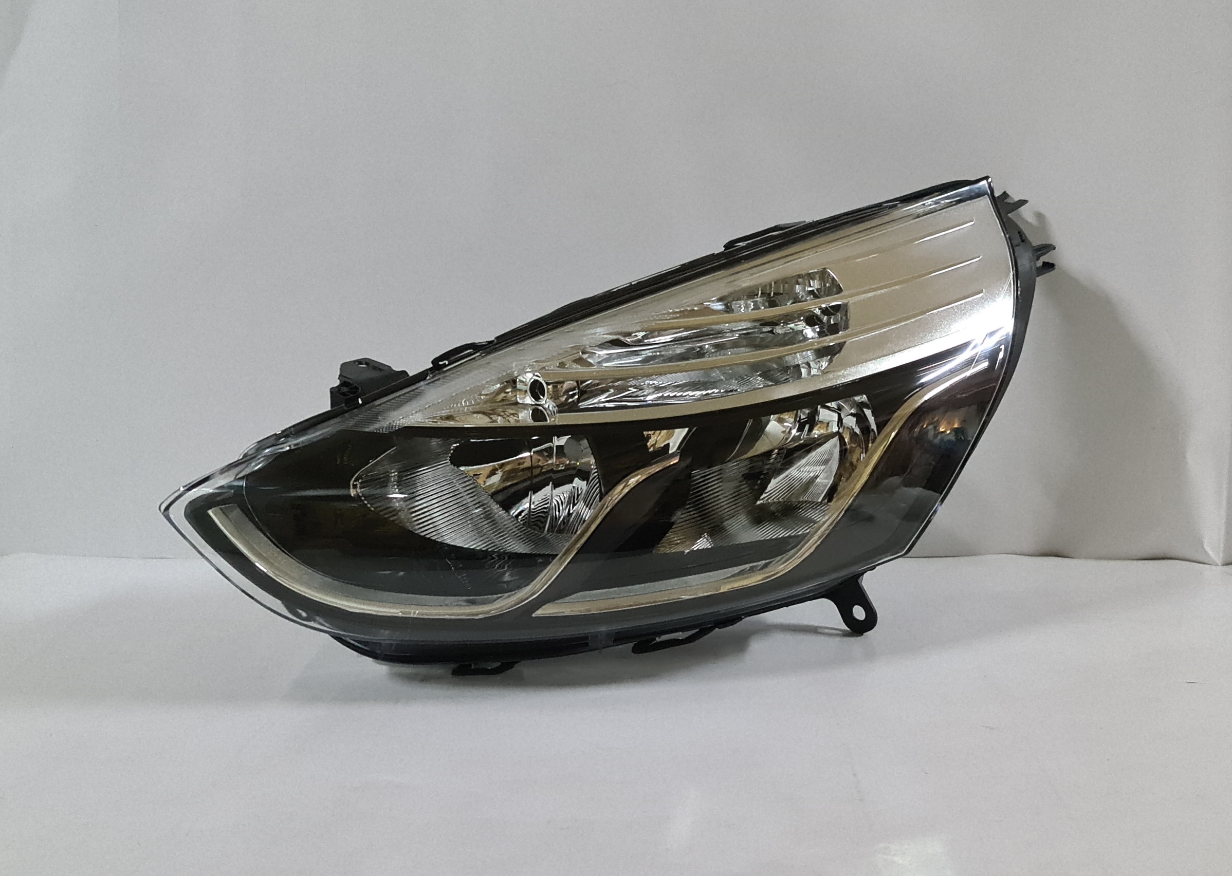  Clio 2012-2018 Left side Head light lamp 