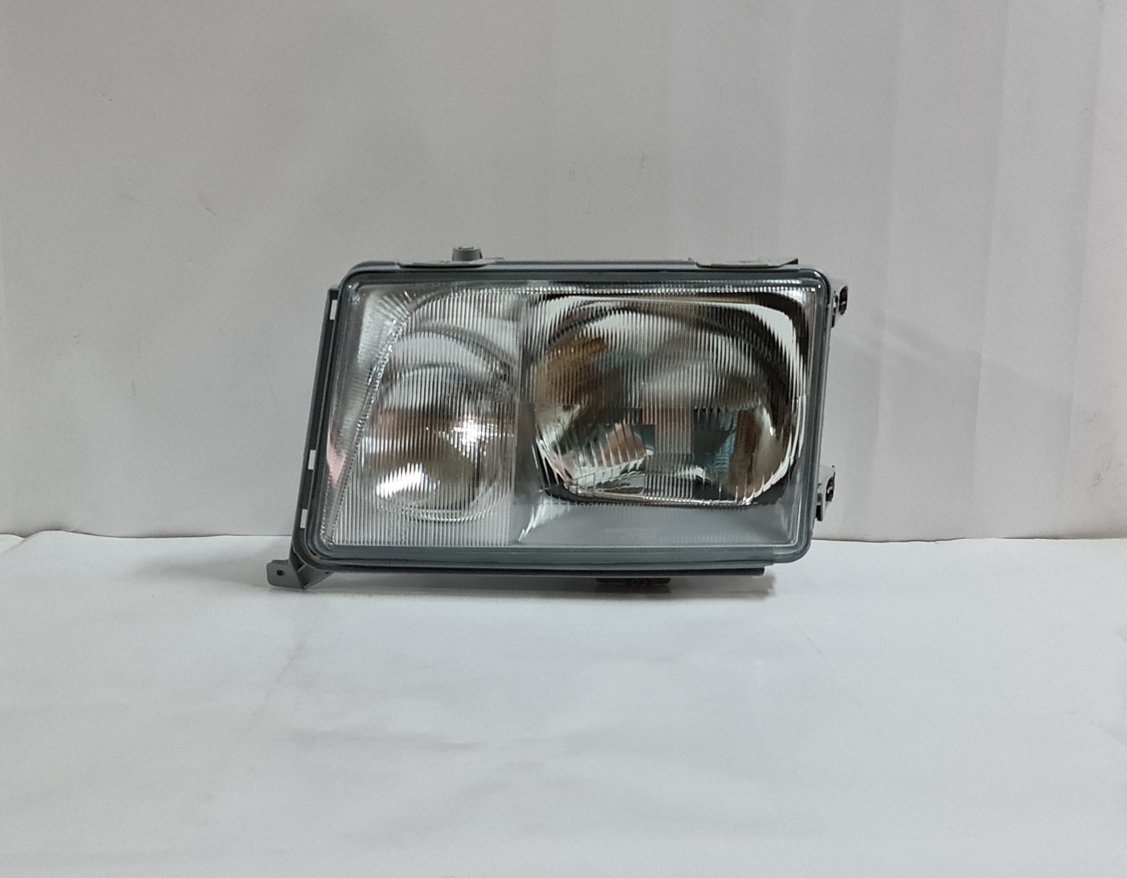  E-Class W124 293-1995 SDN Head light lamp Left side      