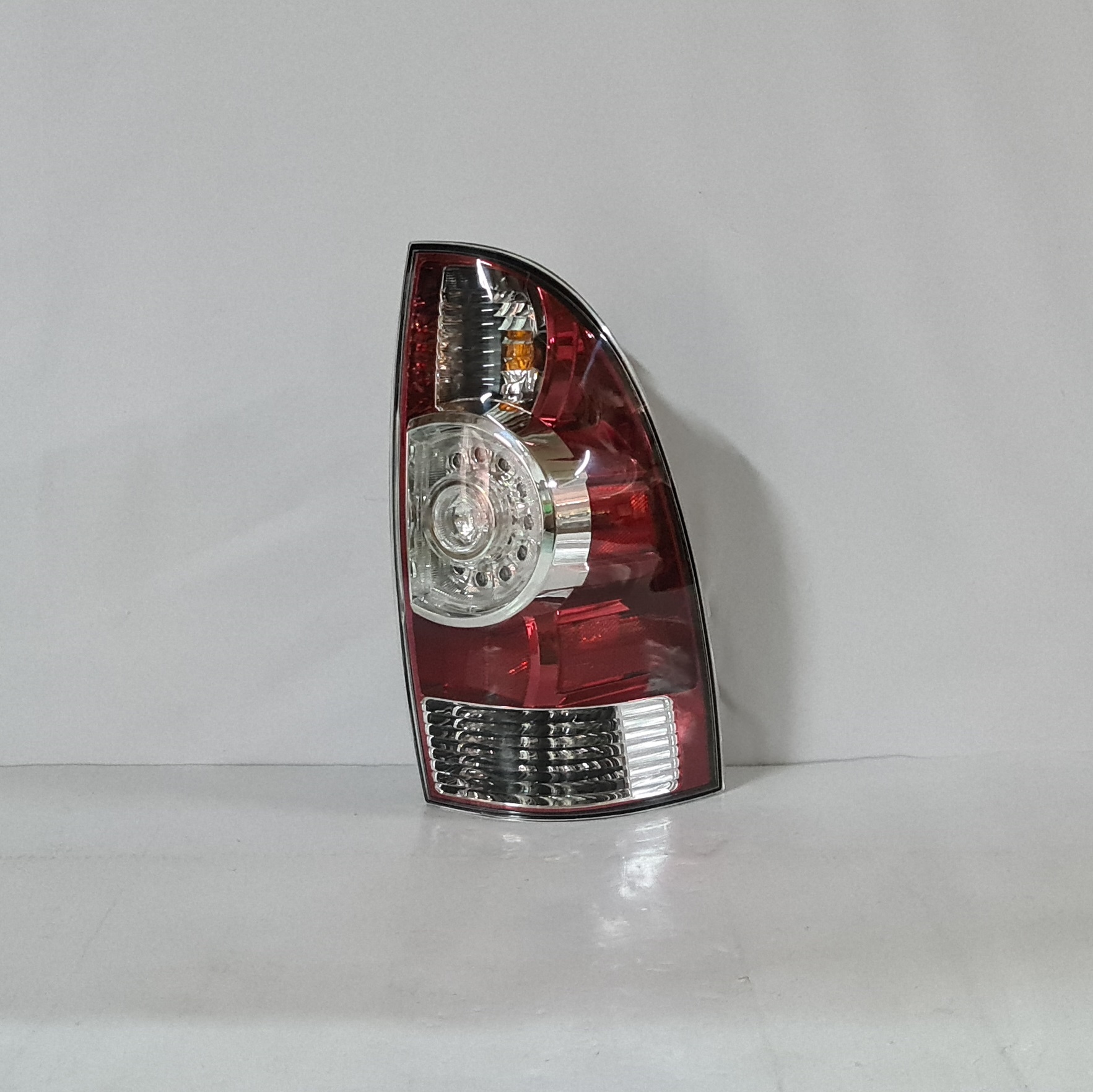  Tacoma 2009-2015 Right side Tail light lamp (LED) 