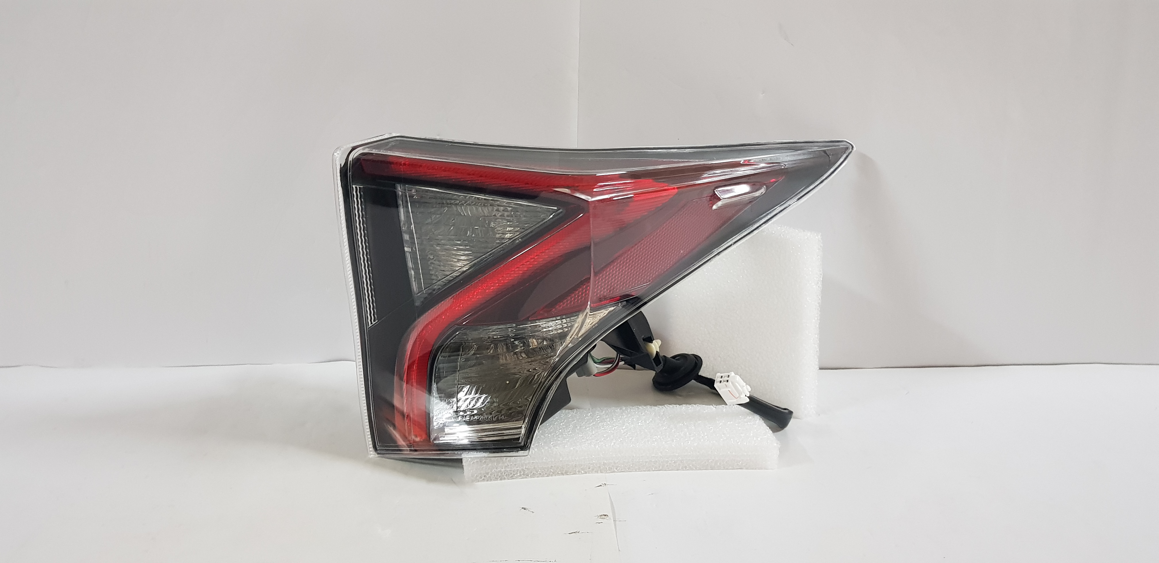  Prius  2016-2018 Right side Tail light lamp