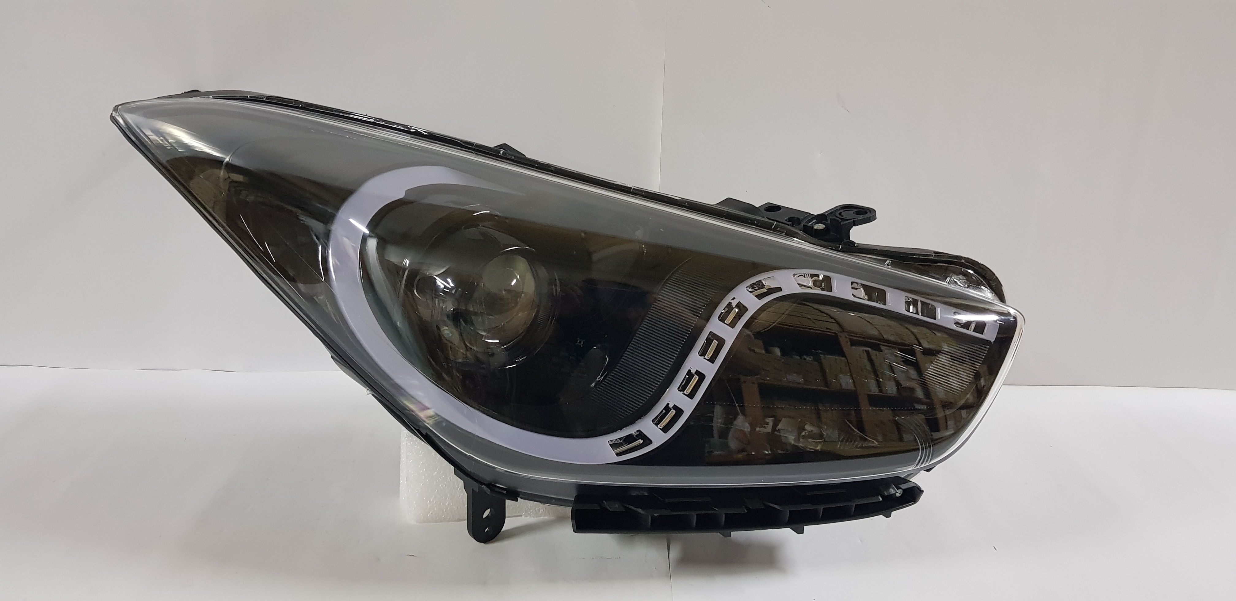  i40 2013 On Sedan Right side Head light lamp