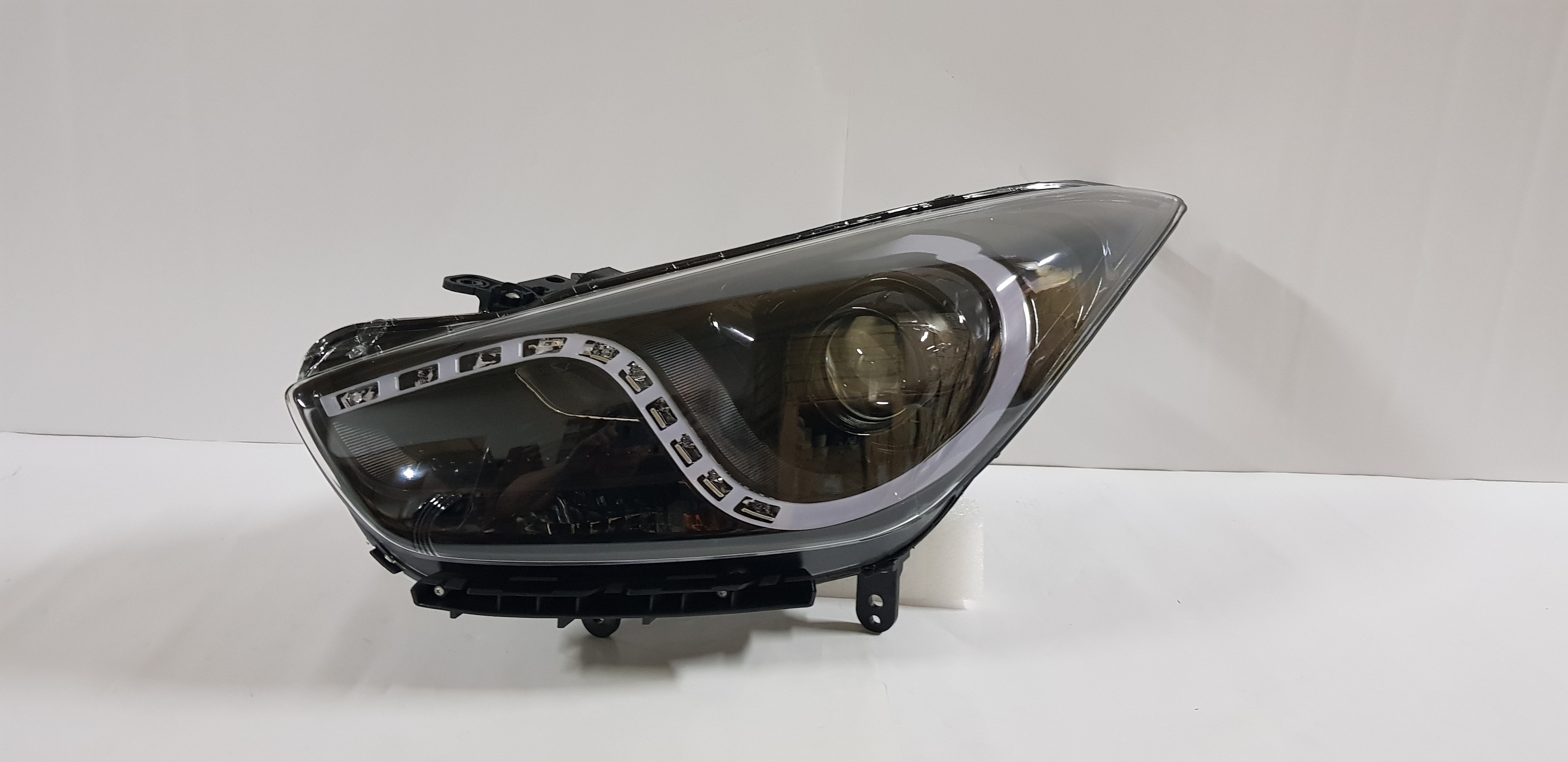  i40 2013 On Sedan Left side Head light lamp 