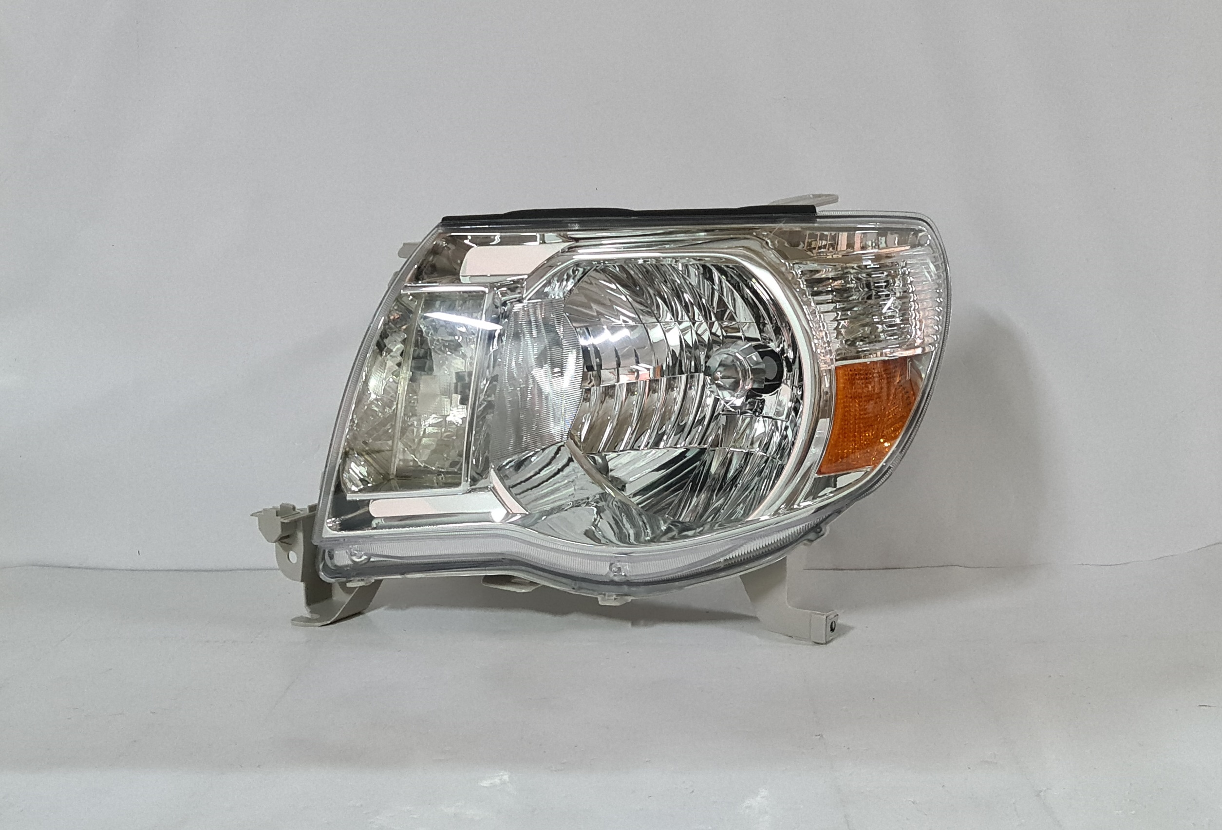  Tacoma 2005-2011 Left side Head light lamp 