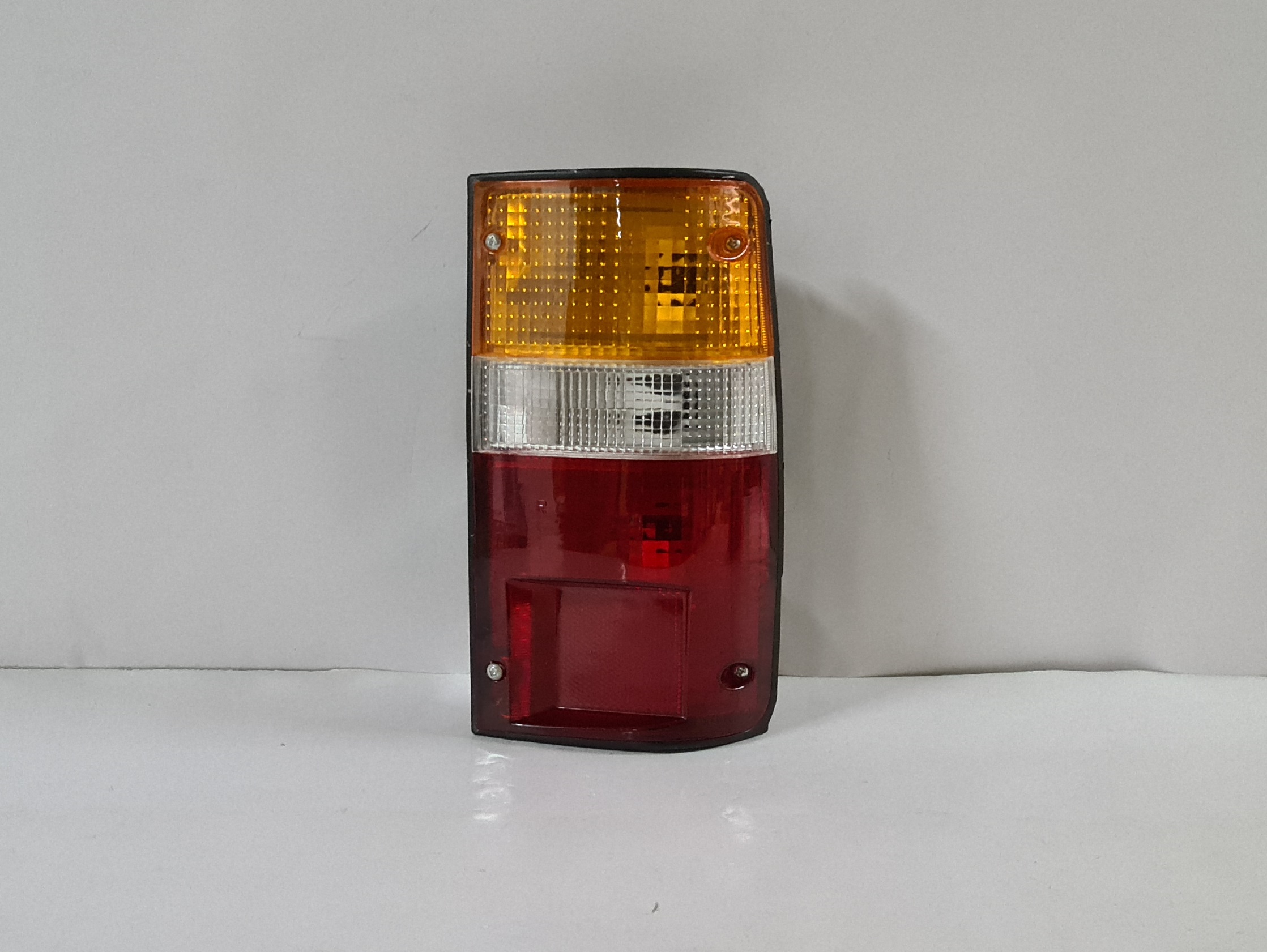  Hilux RN85 1989-1991 Right side Tail light lamp 