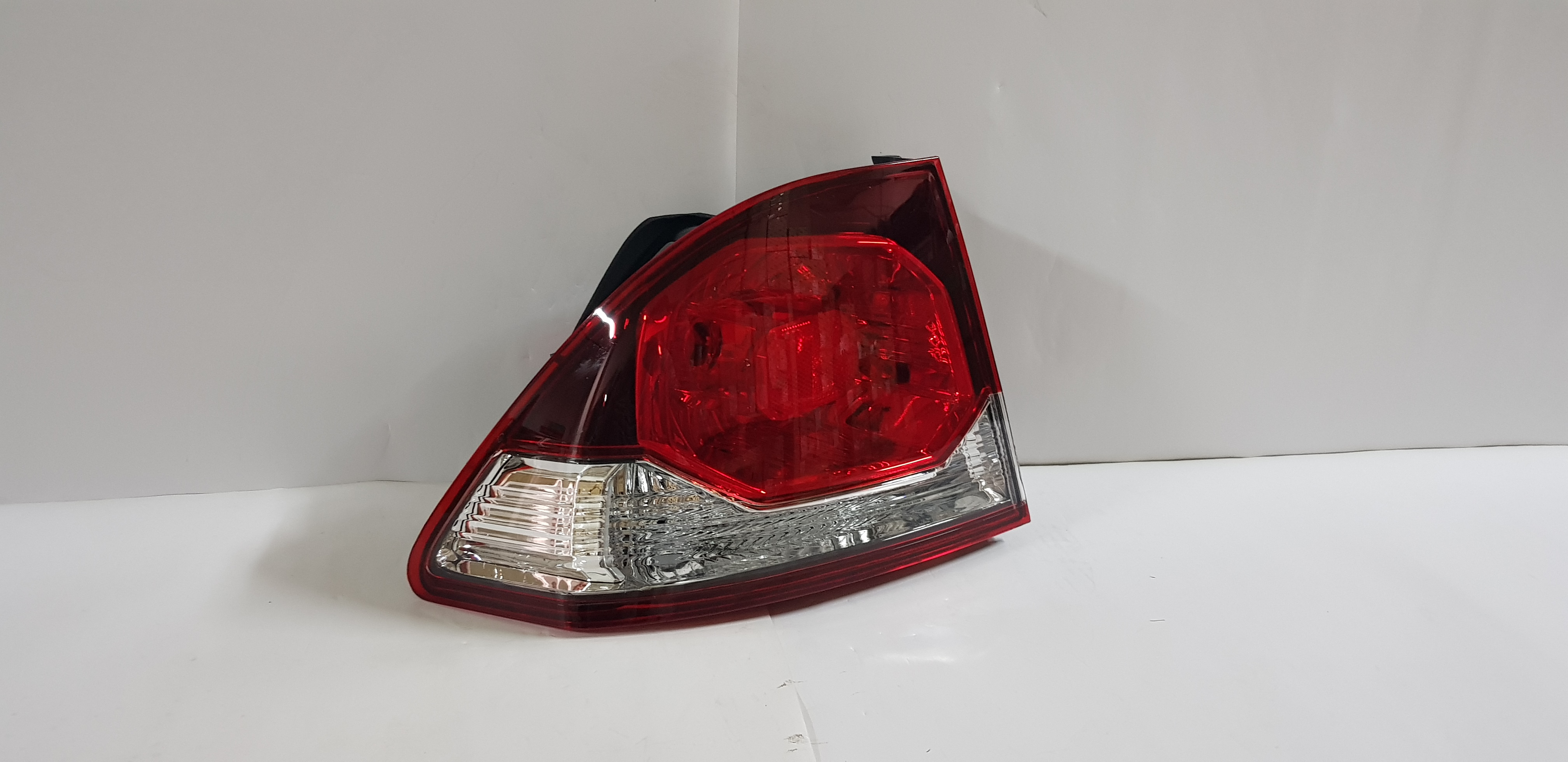 Civic 2009-2011 Sedan Left side Tail light lamp ( Square Type )