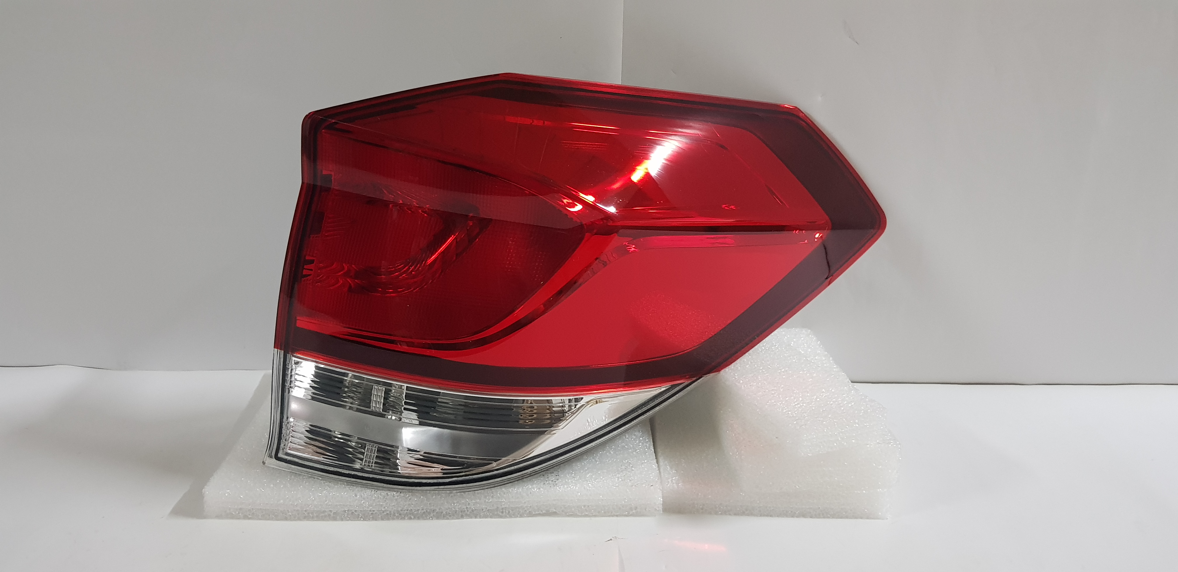  Mobilio 2015-2016 MPV Right side Tail light lamp 