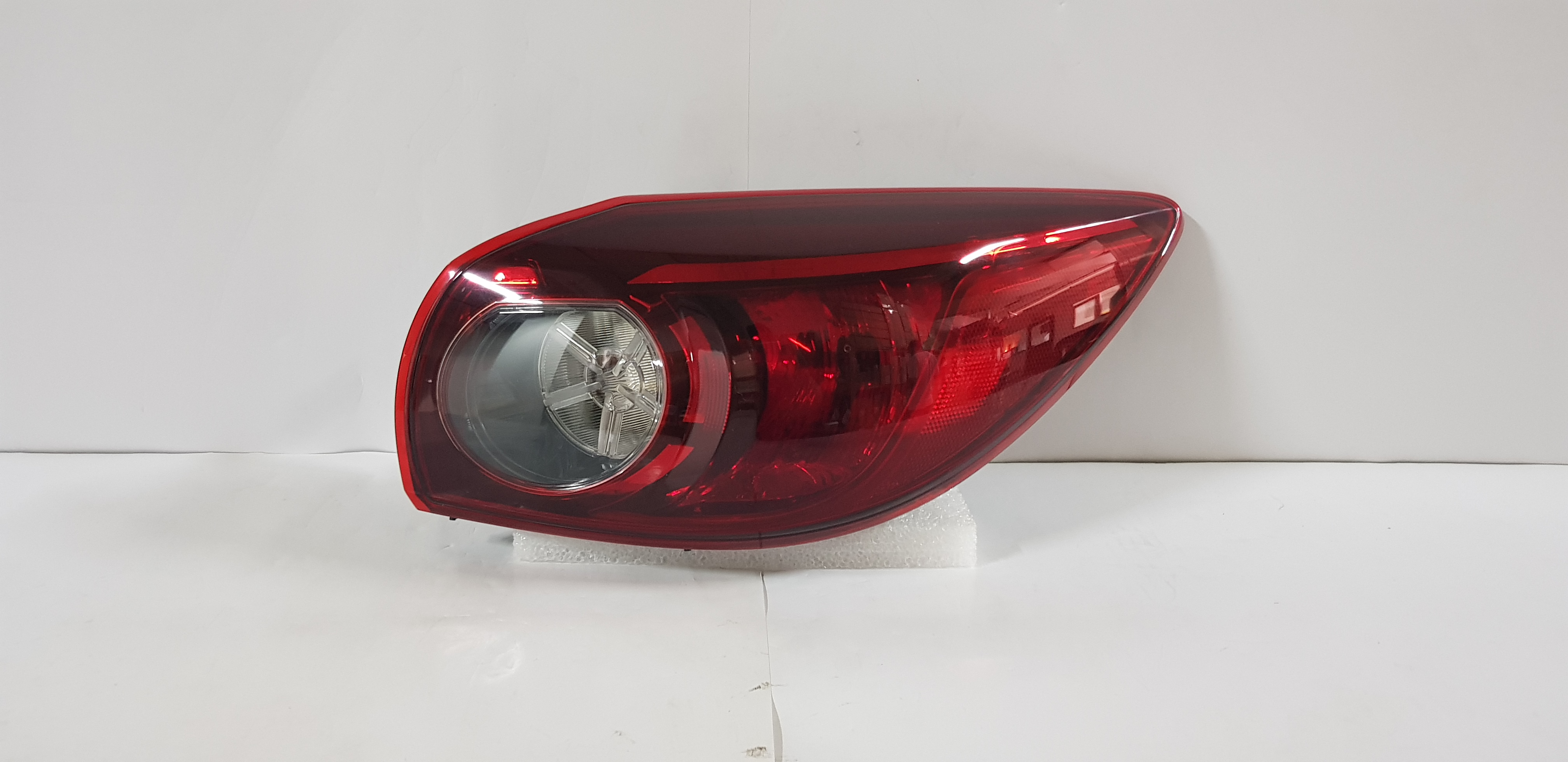  MZ-3 2014-2016 Hatch back Right side Tail light lamp (Non LED)