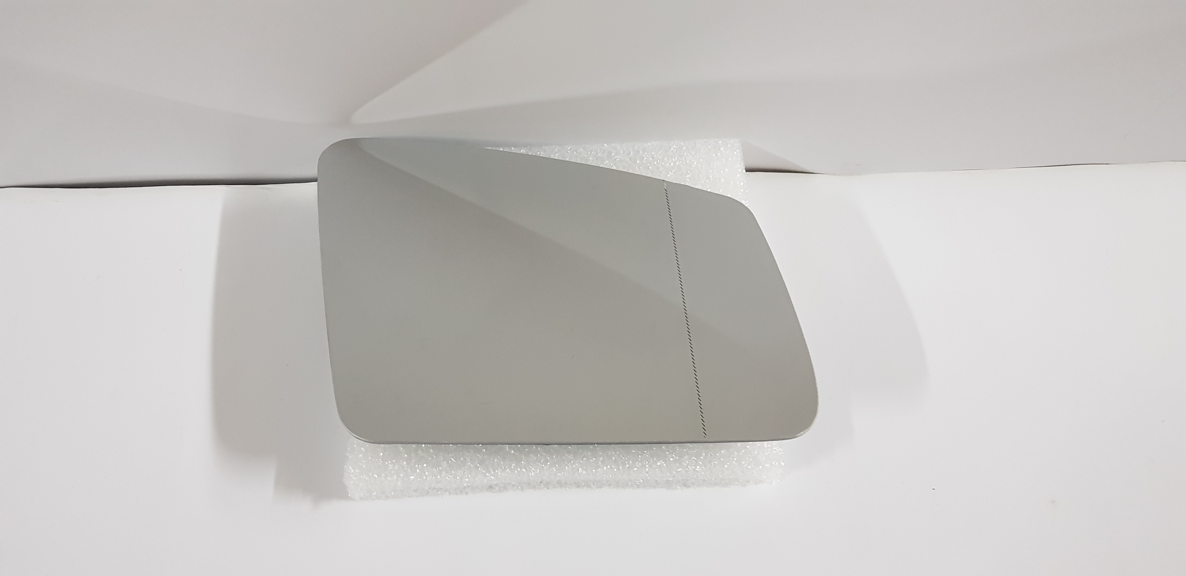  E-Class W212 2009-2014 SDN, C-Class W204 2007-2011 Right side Door Mirror Glass 