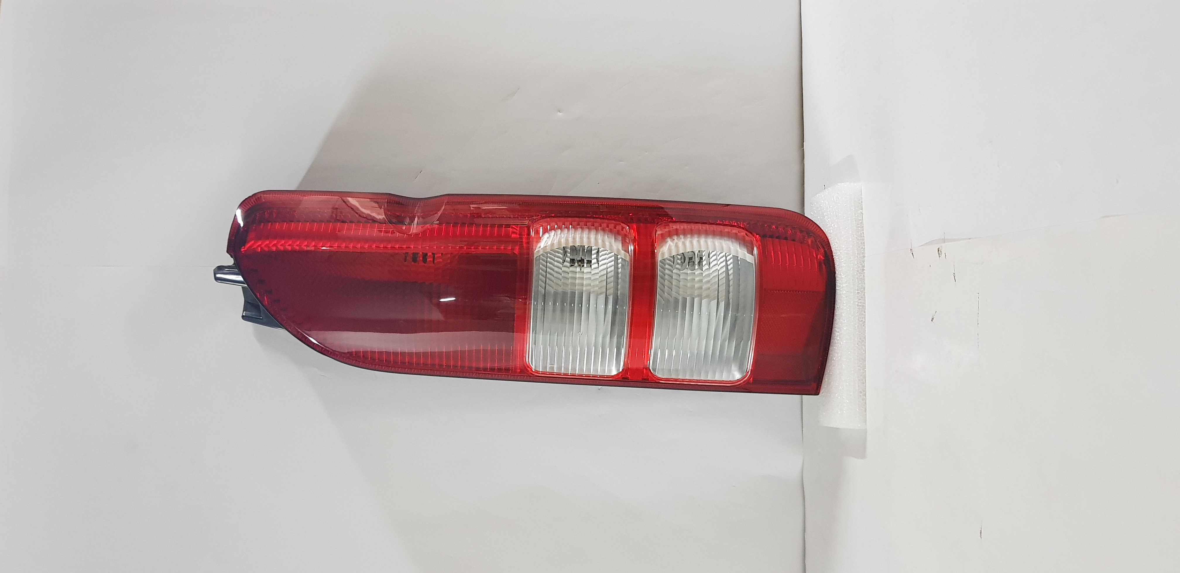  Hiace 2005-2014 Right side Tail light lamp   