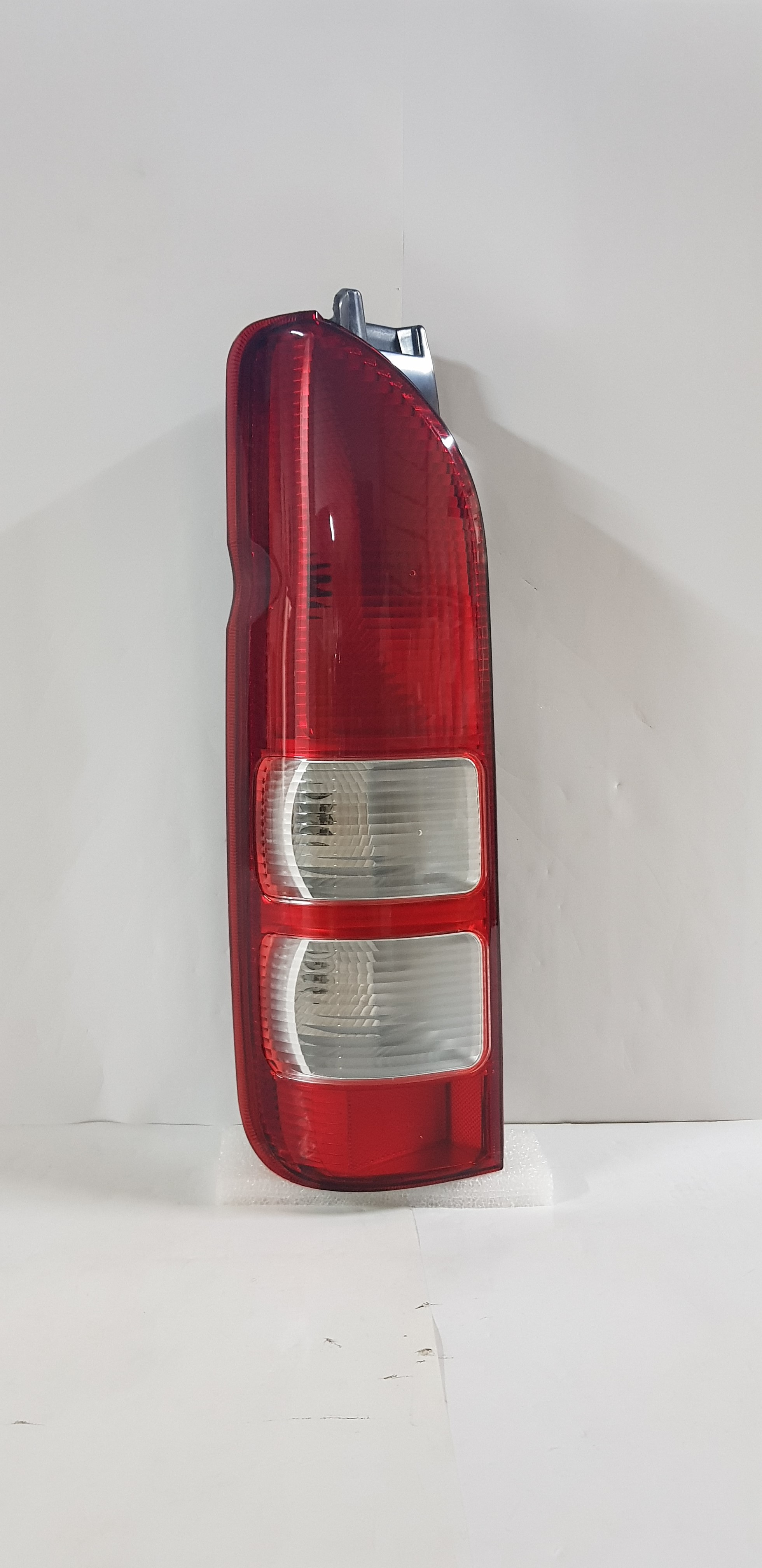  Hiace 2005-2014 Left side Tail light lamp 