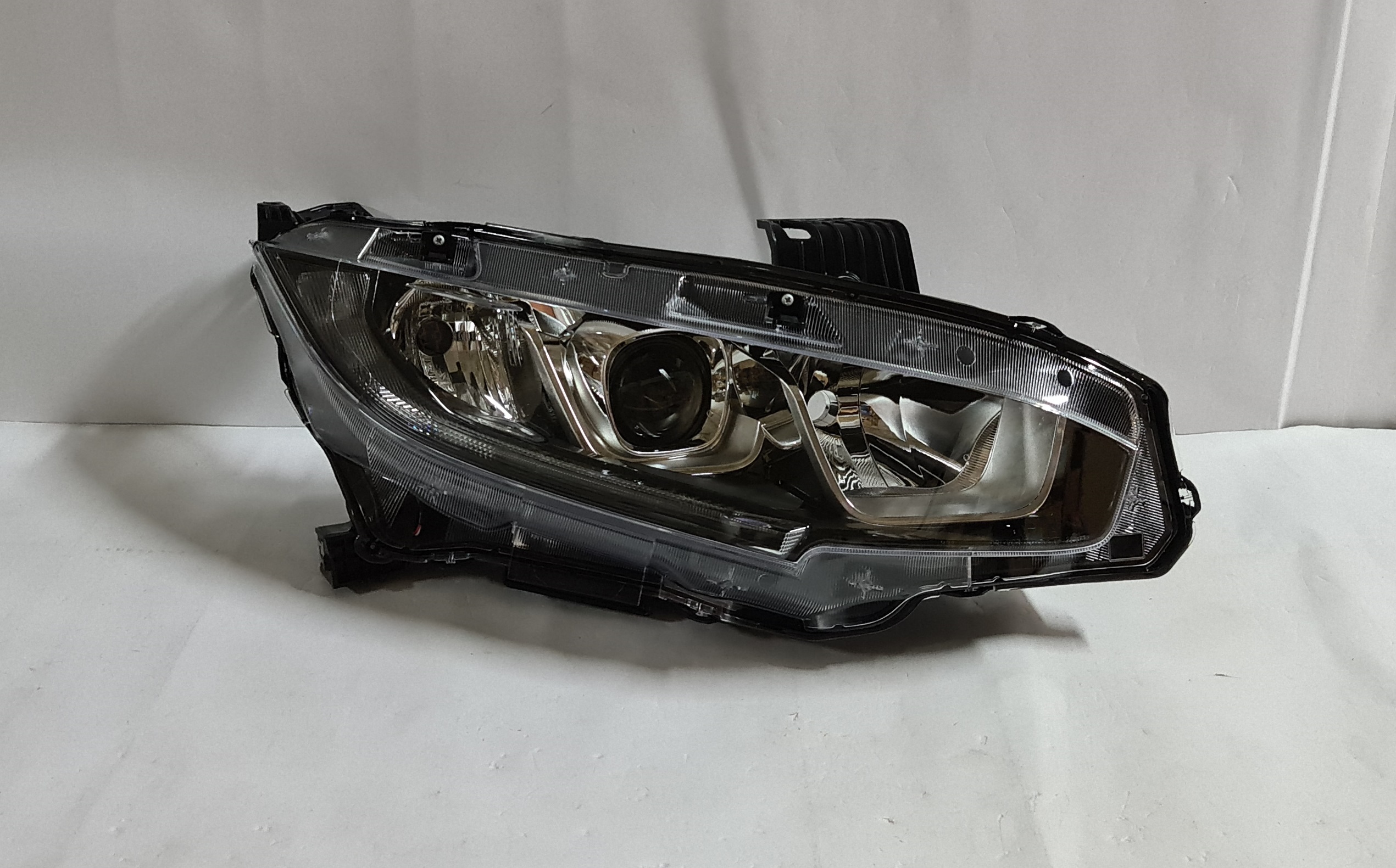  Civic 2016 On Sedan Head light lamp Right side.,      