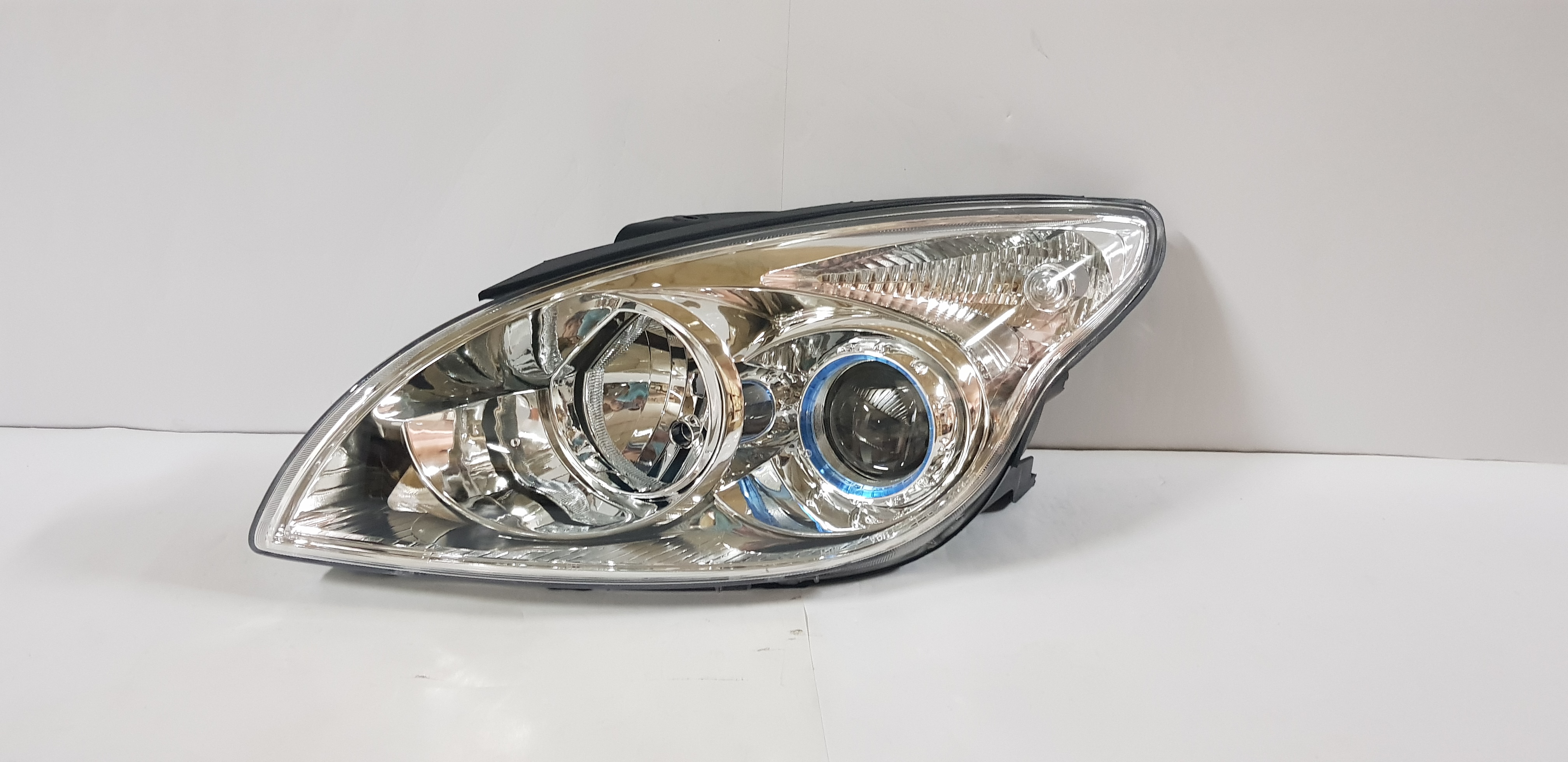  i30 2007-2011 HatchBack/Wagon Left side Head light lamp   