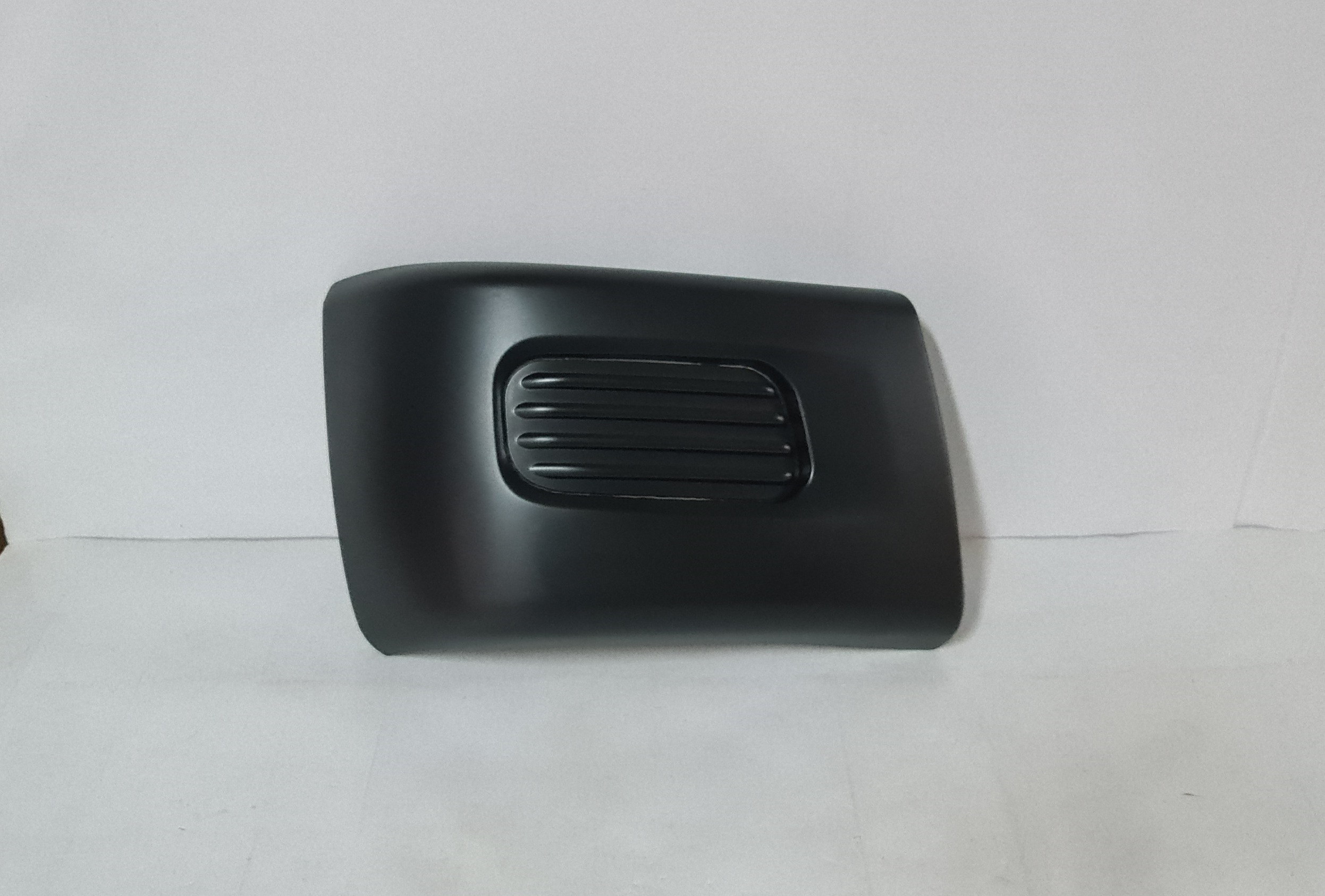 Frt bumper side MB Fuso RH~ MK618527