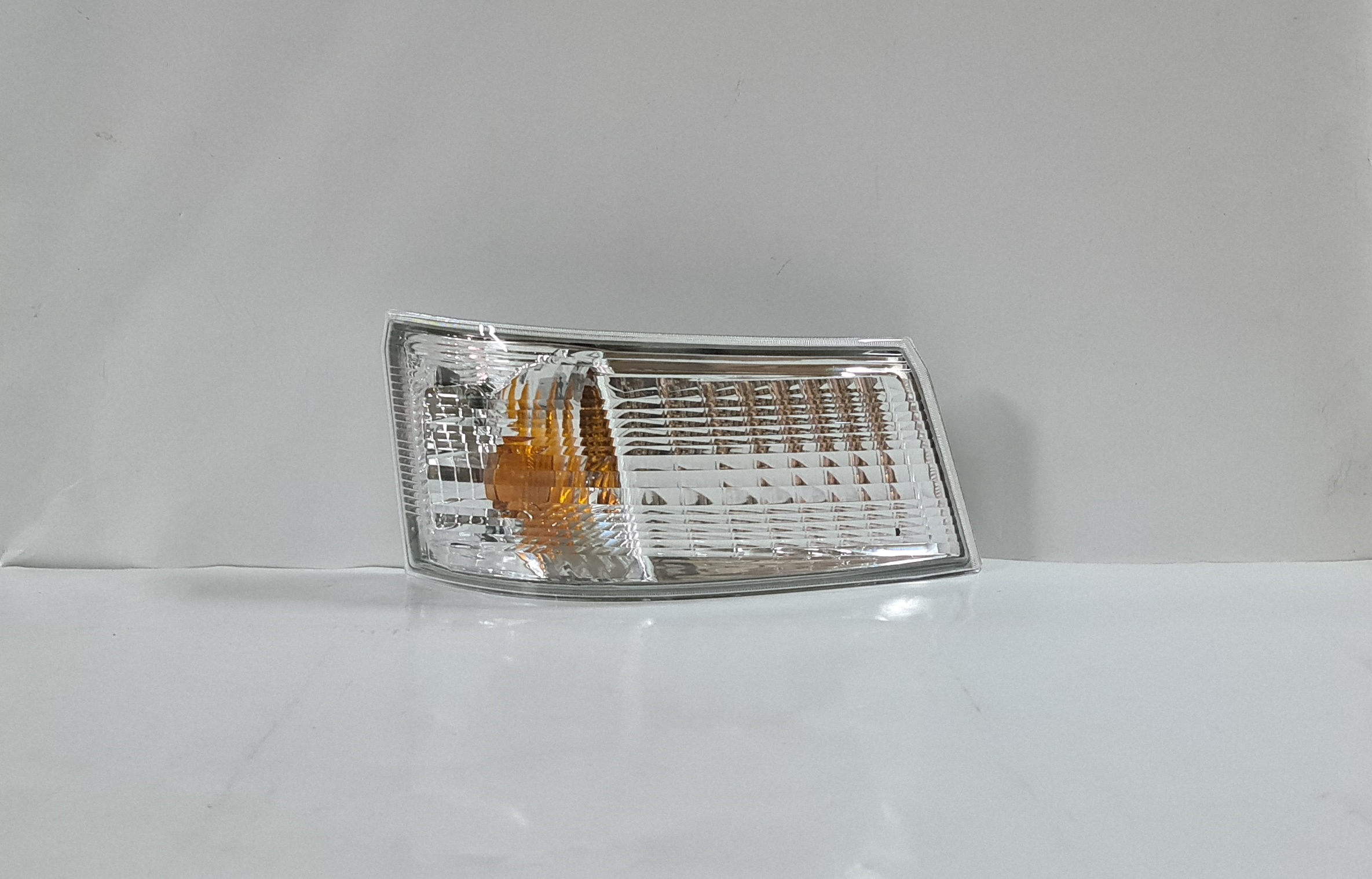  Canter 2010- Truck Right side Signal light lamp